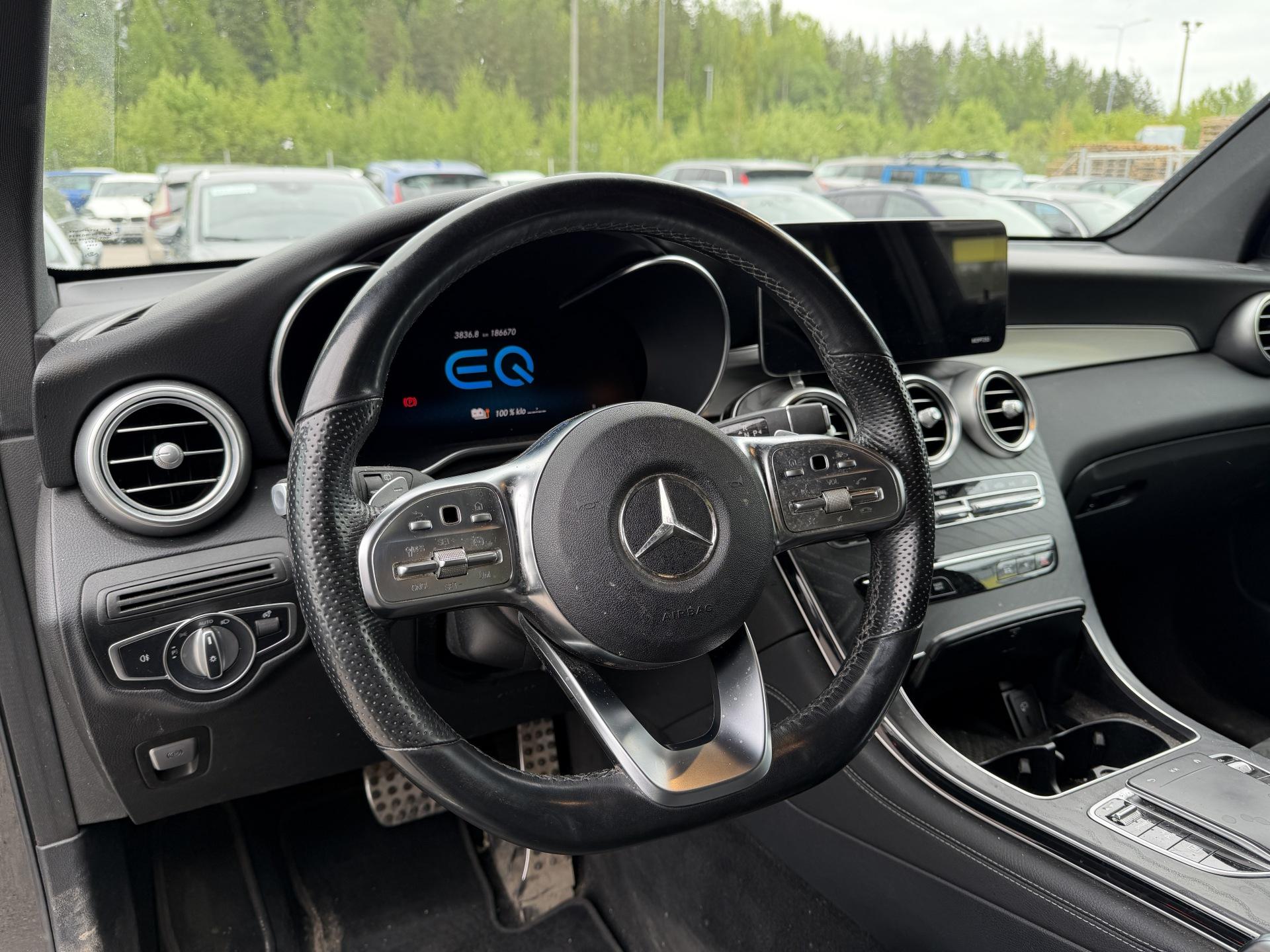 MERCEDES-BENZ GLC 2021