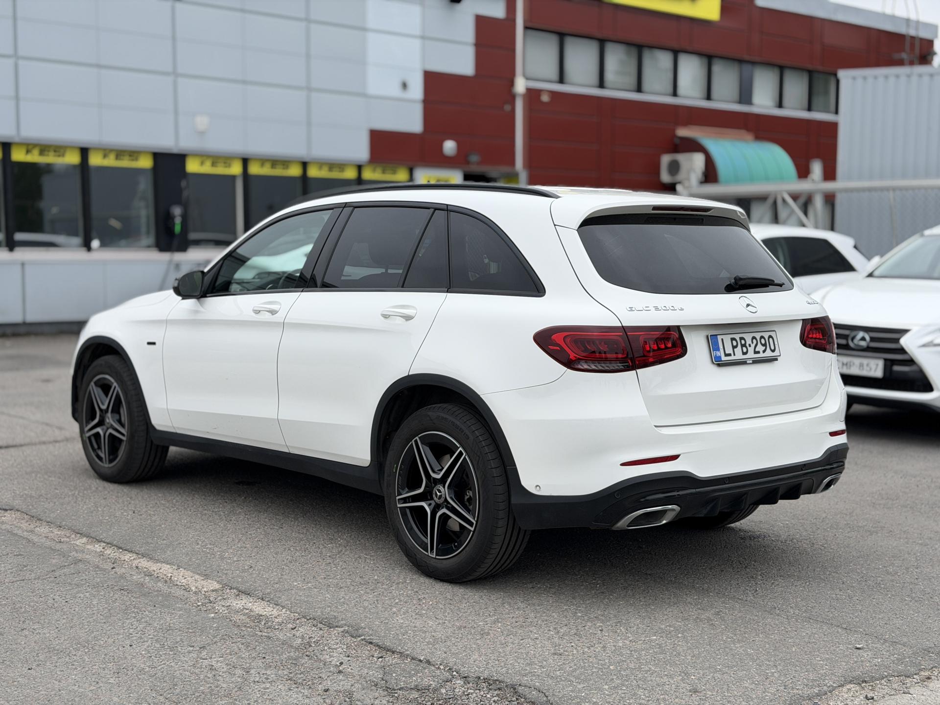 MERCEDES-BENZ GLC 2020