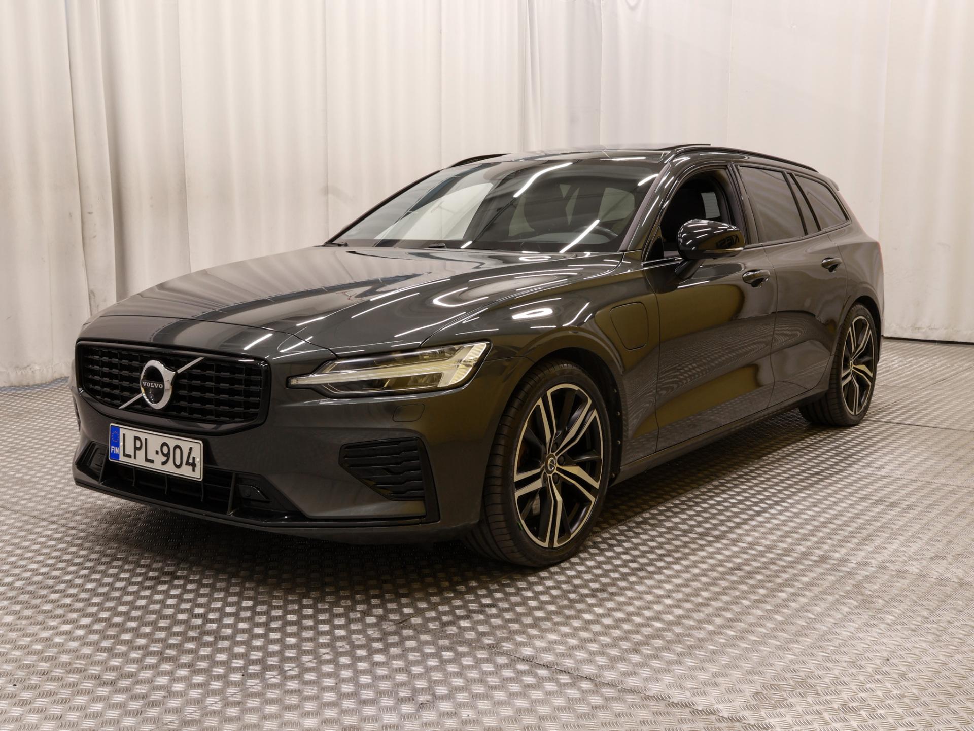 VOLVO V60 2021