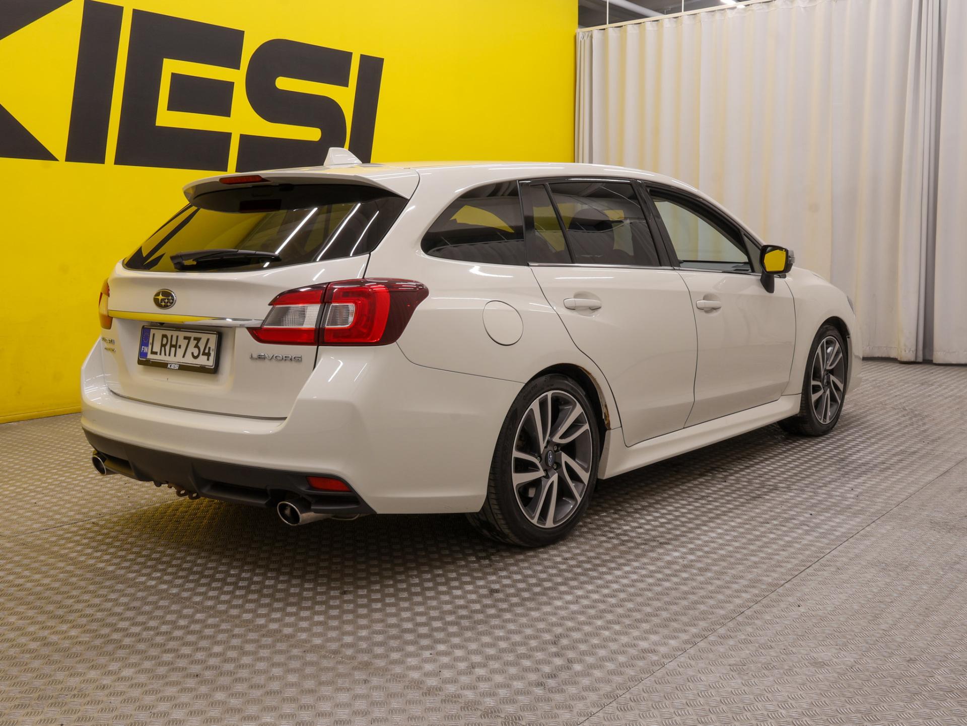 SUBARU Levorg 2015
