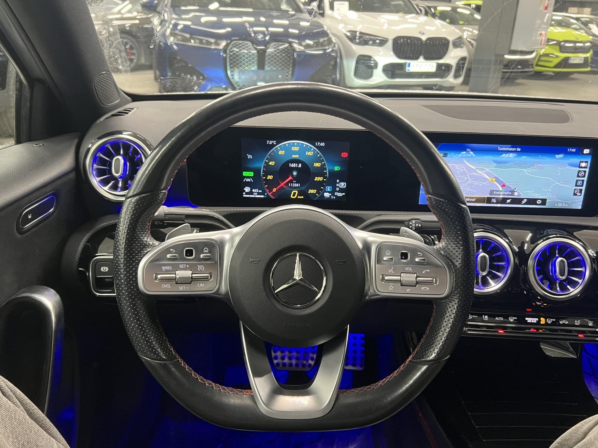 MERCEDES-BENZ A 2020