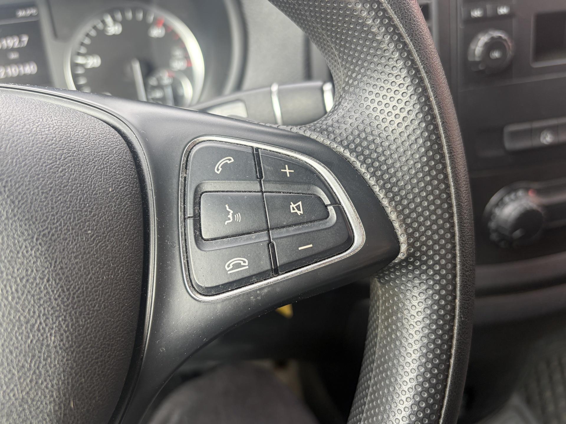 MERCEDES-BENZ Vito 2016