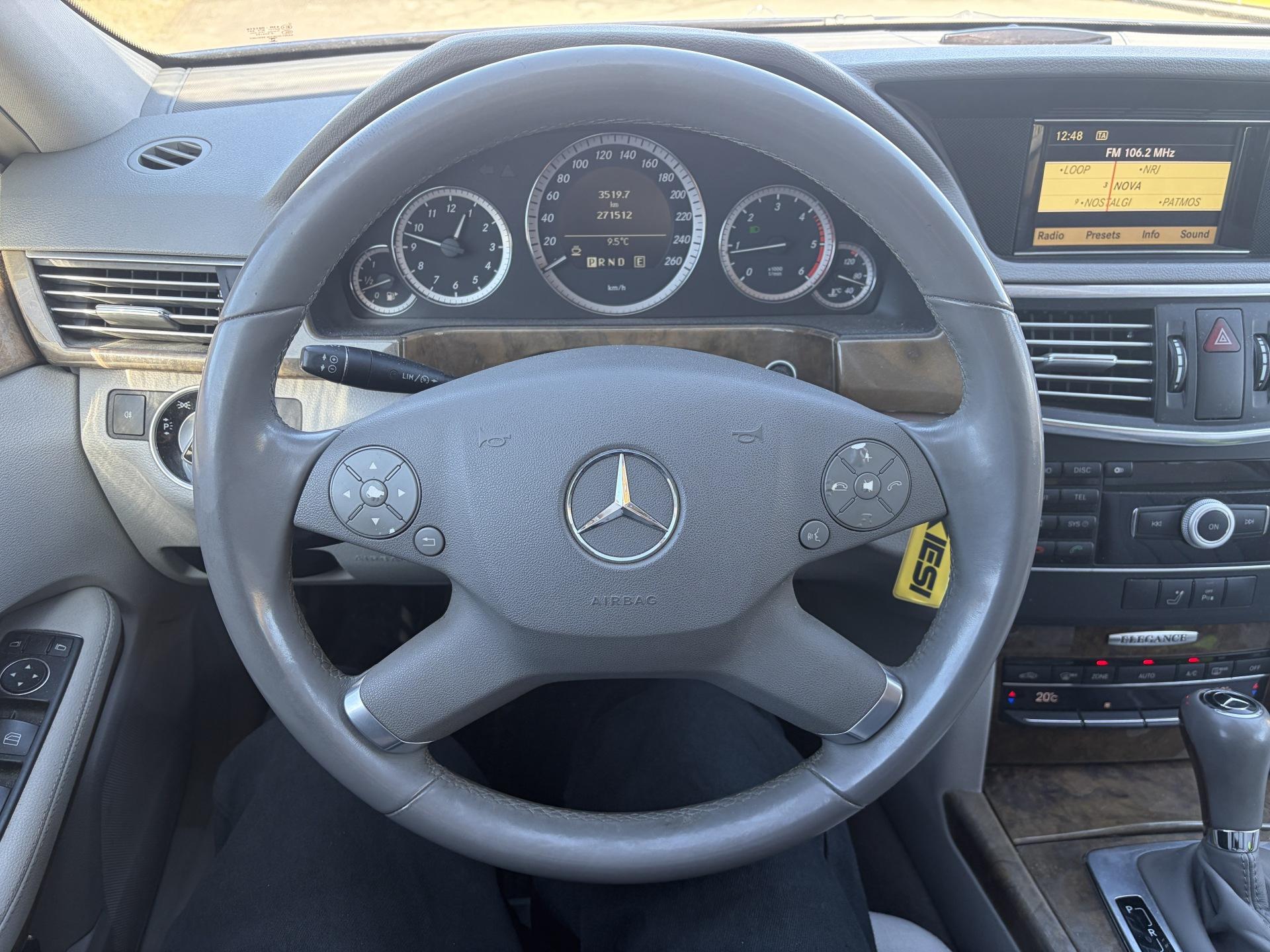 MERCEDES-BENZ E 2010