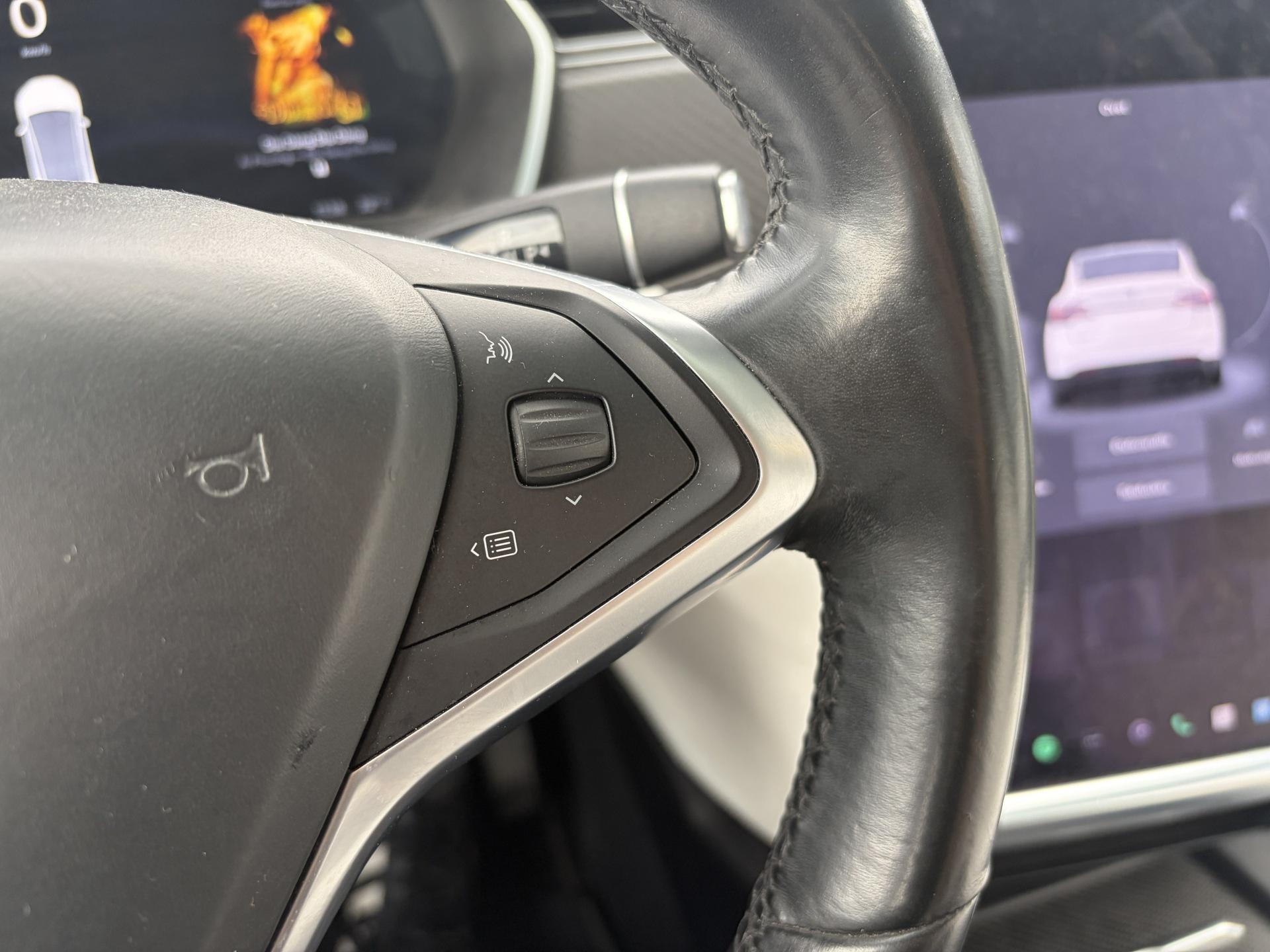 TESLA Model X 2017