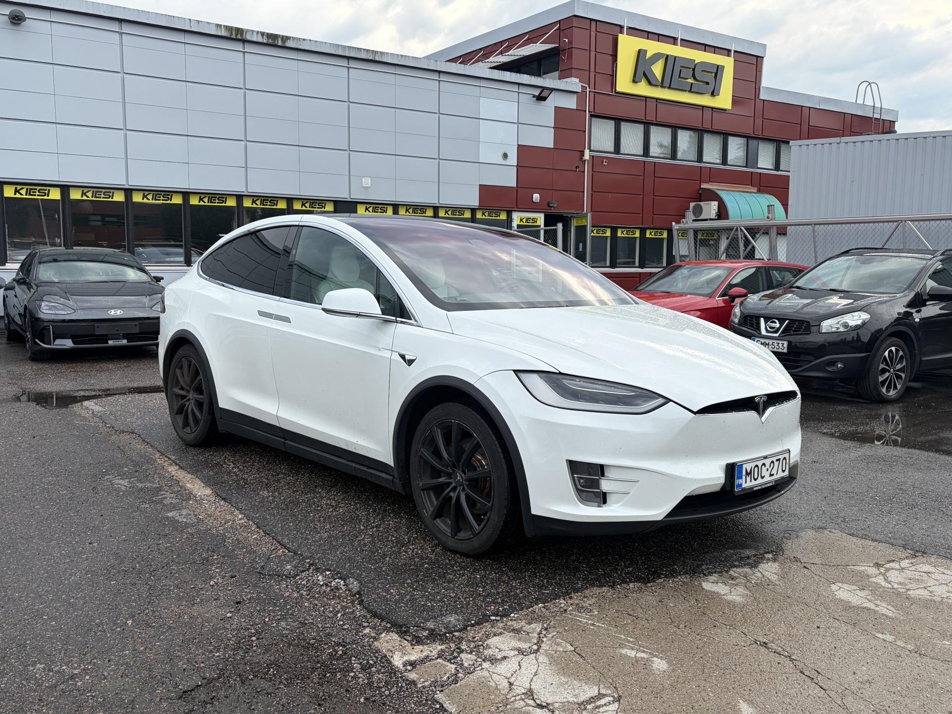 TESLA Model X 2017