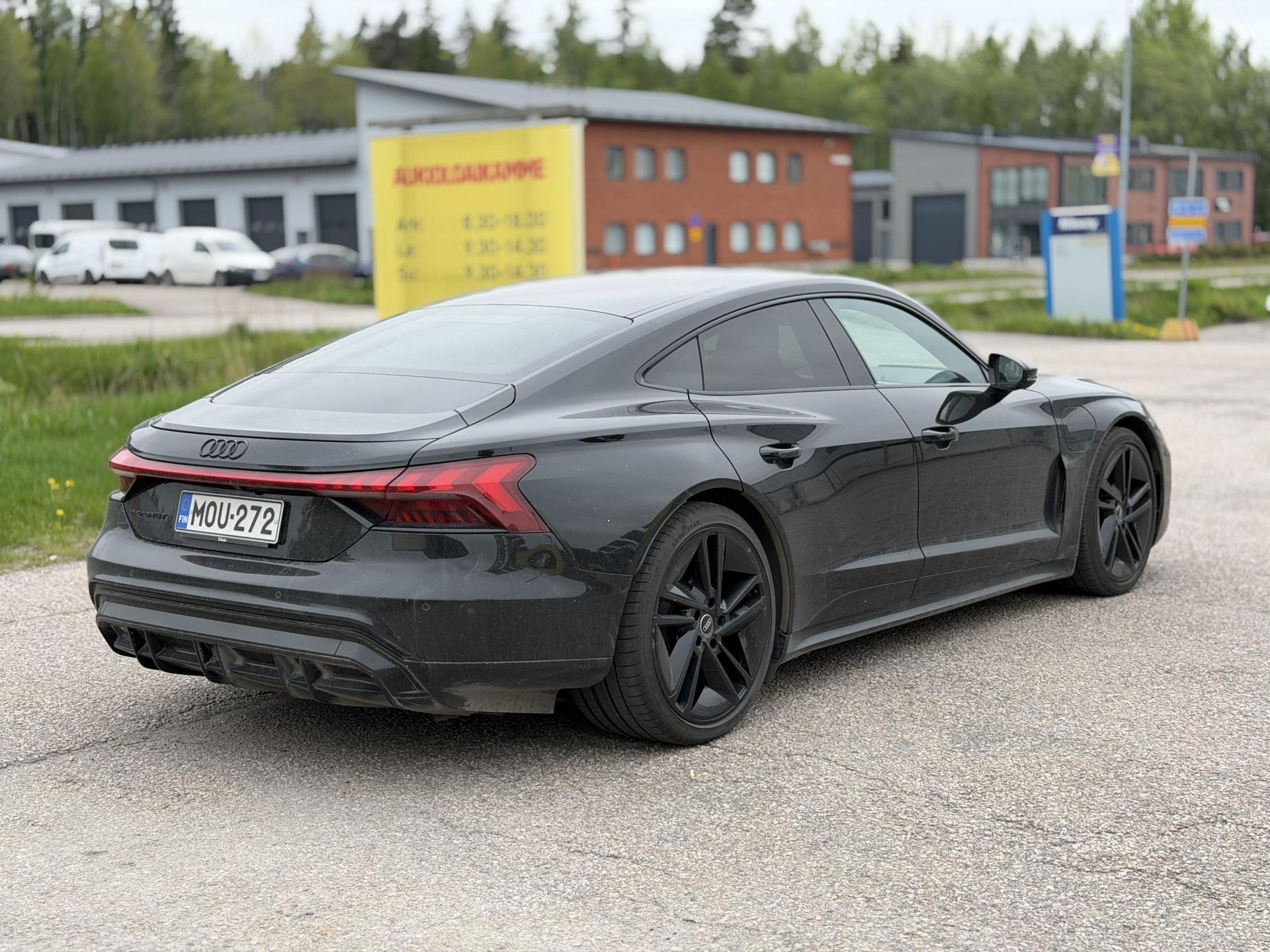 AUDI e-tron GT 2023