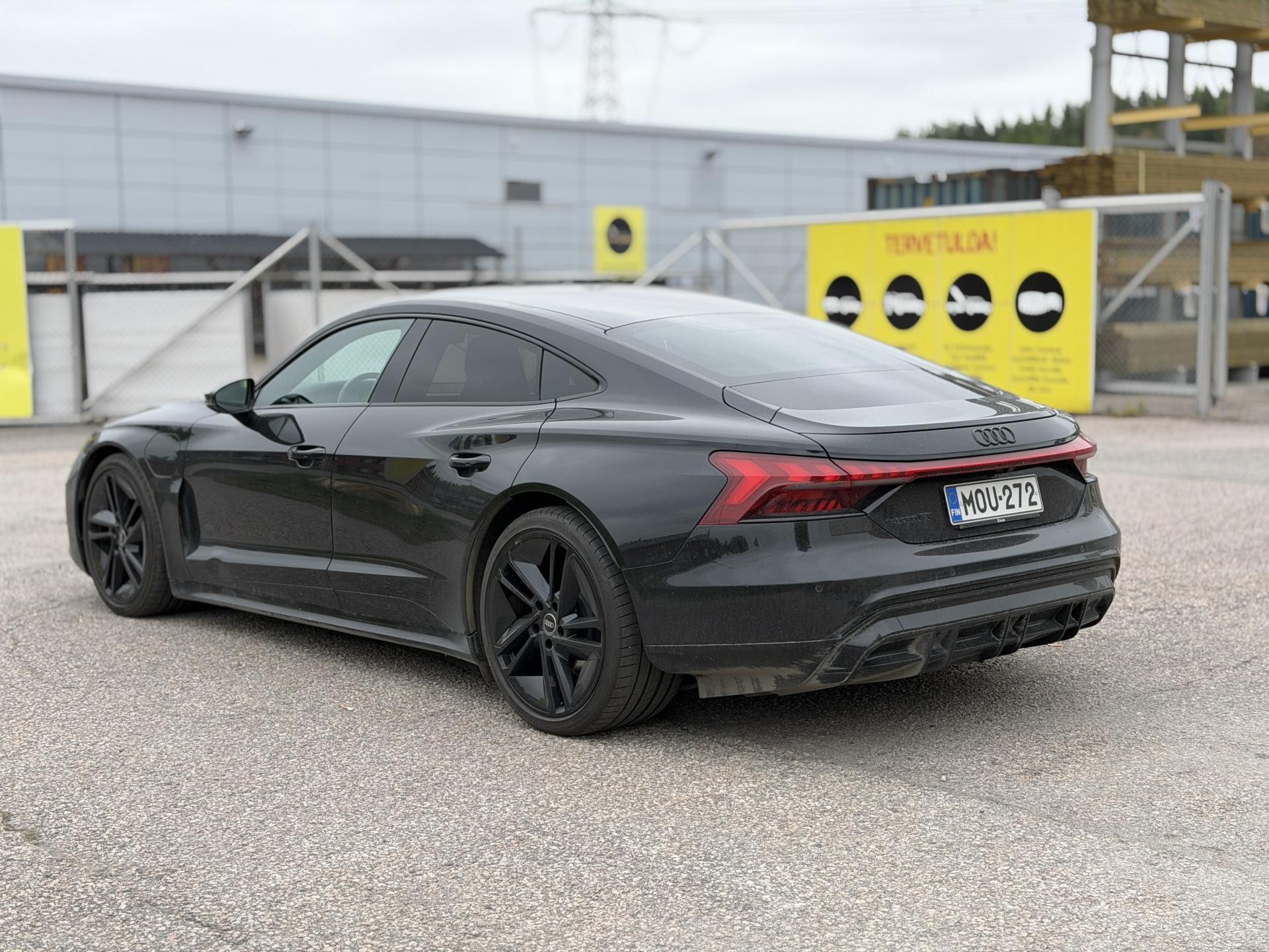 AUDI e-tron GT 2023