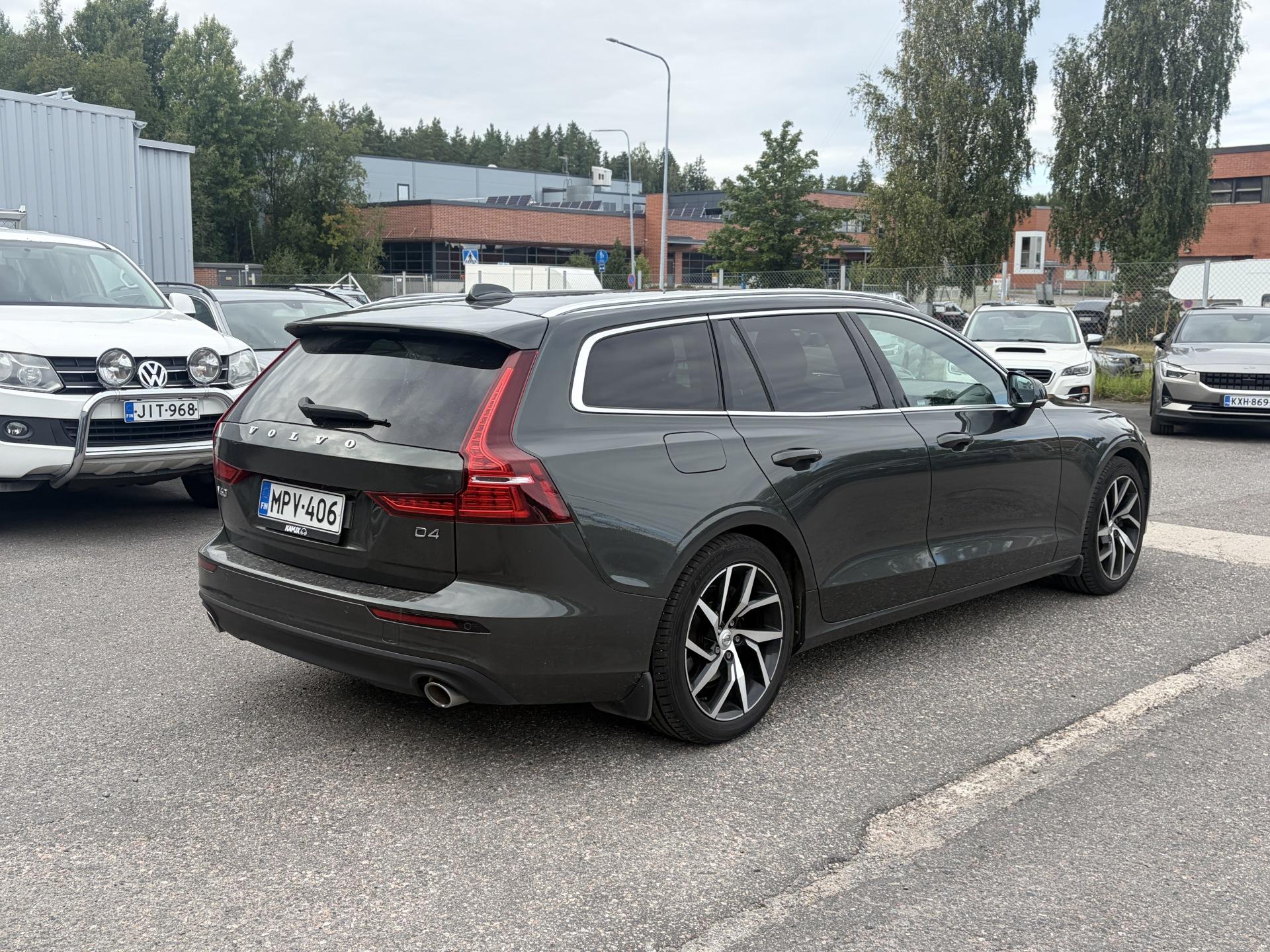 VOLVO V60 2019