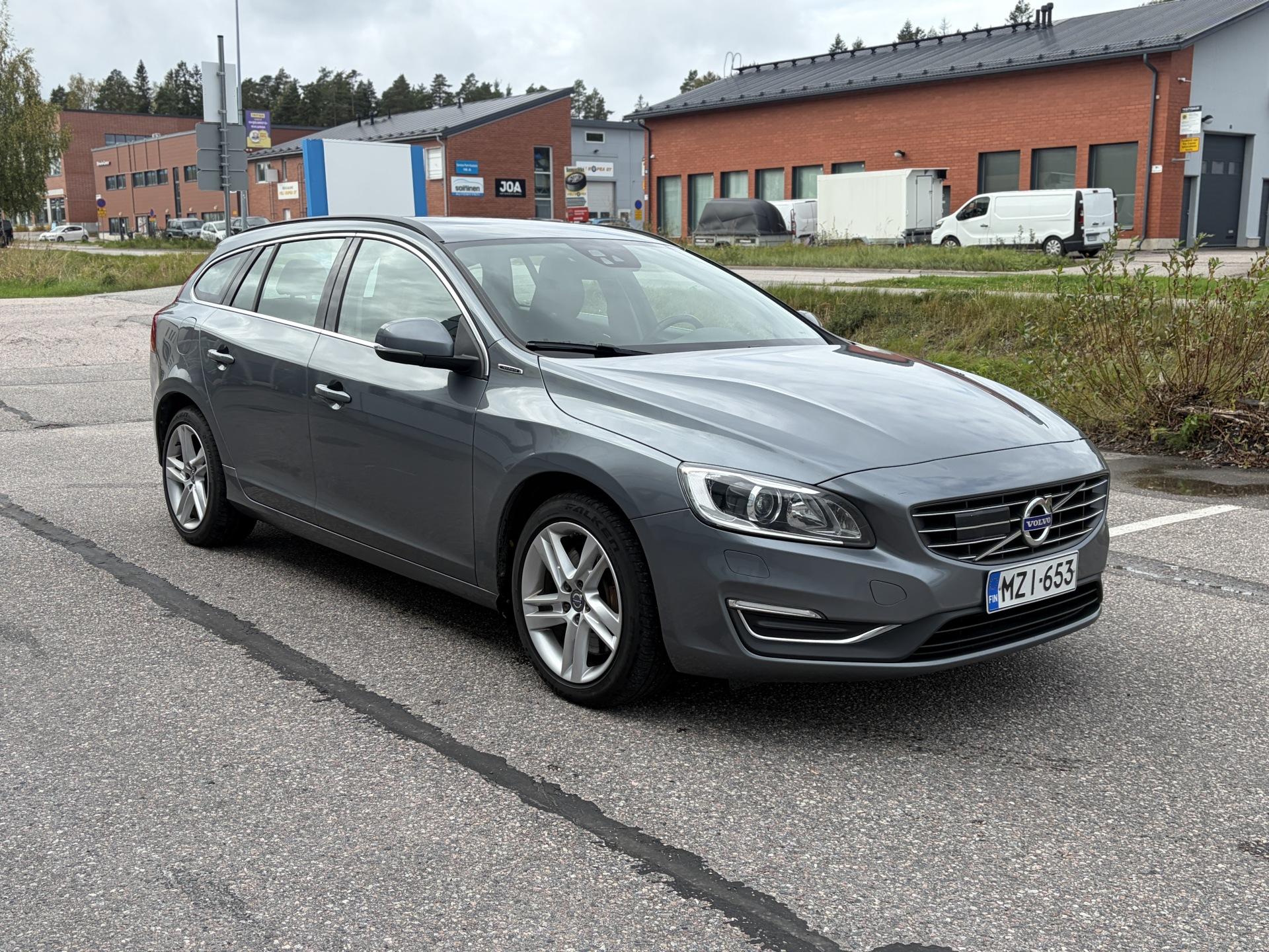 VOLVO V60 2018