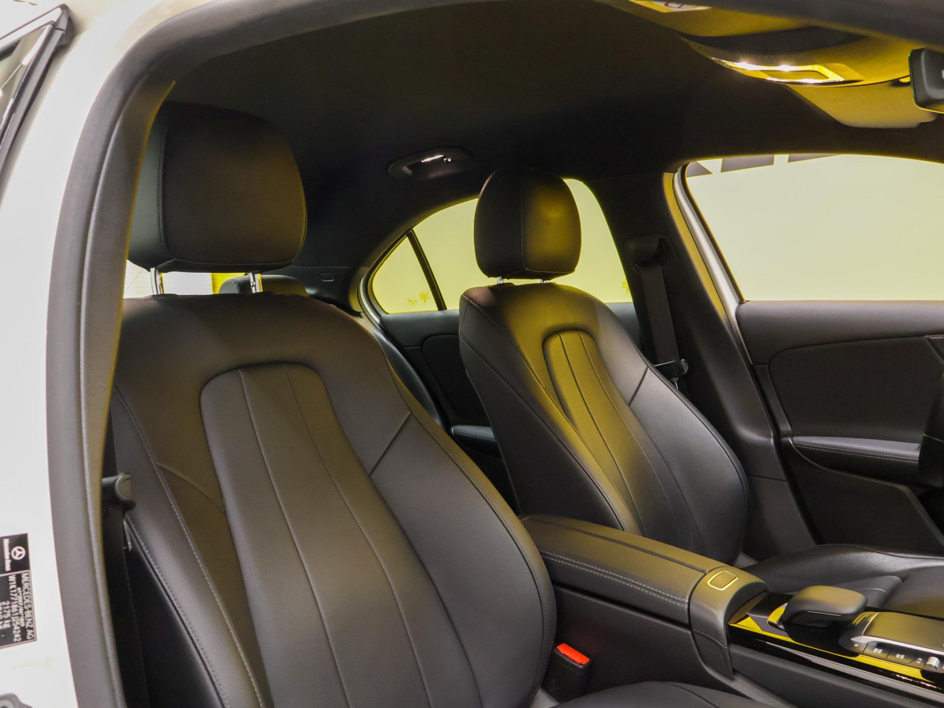 MERCEDES-BENZ A 2020