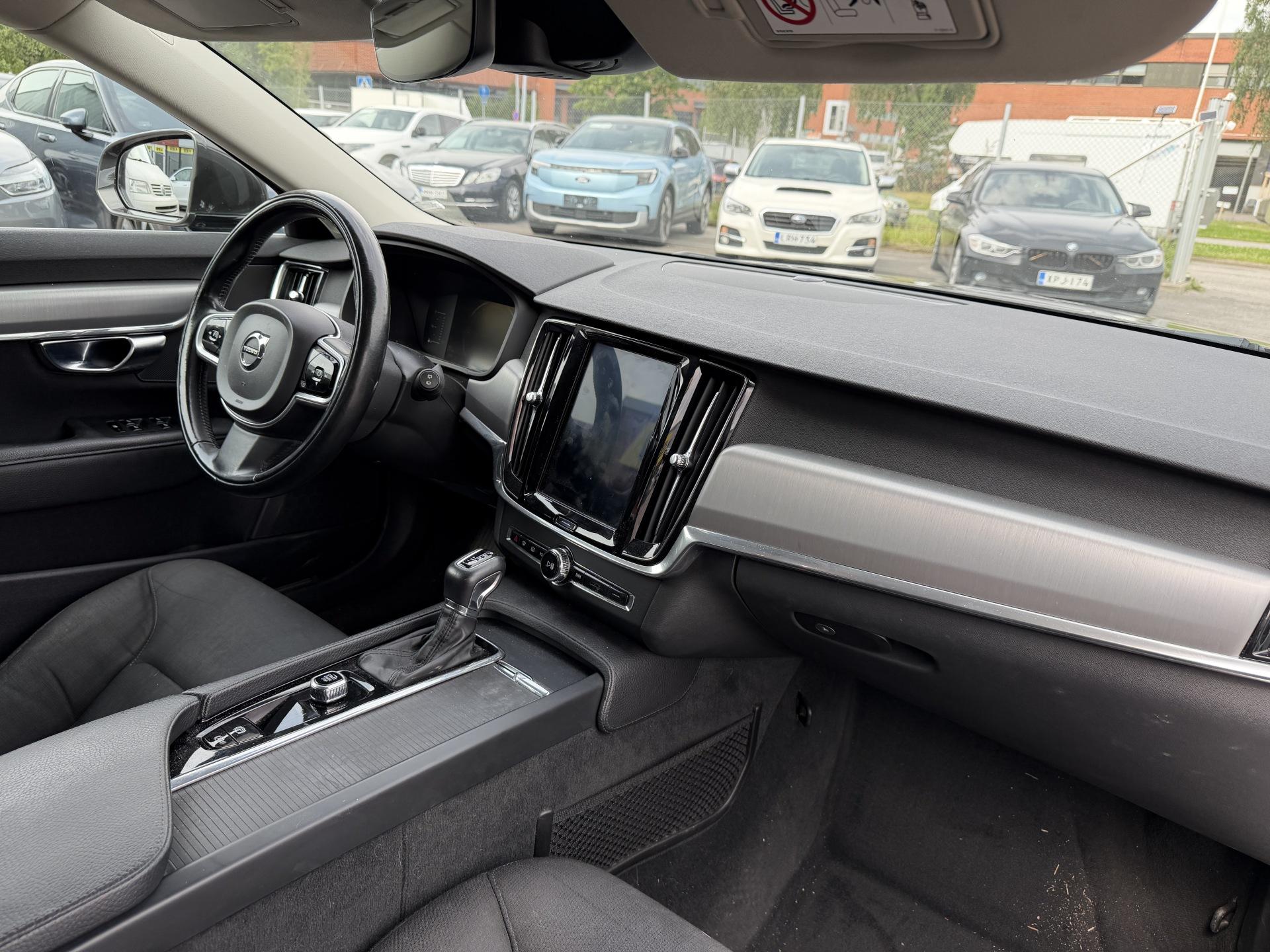 VOLVO V90 2018