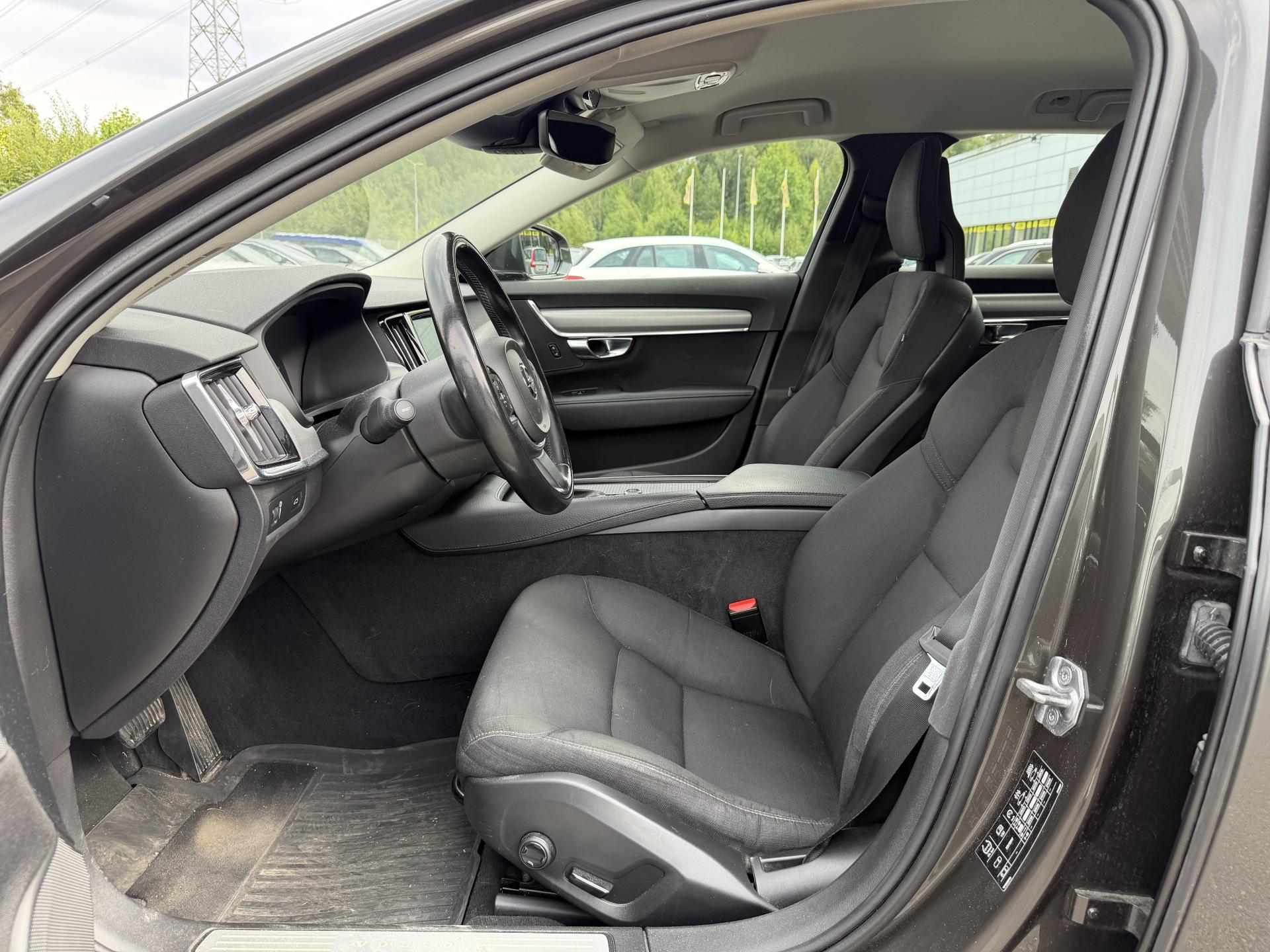 VOLVO V90 2018