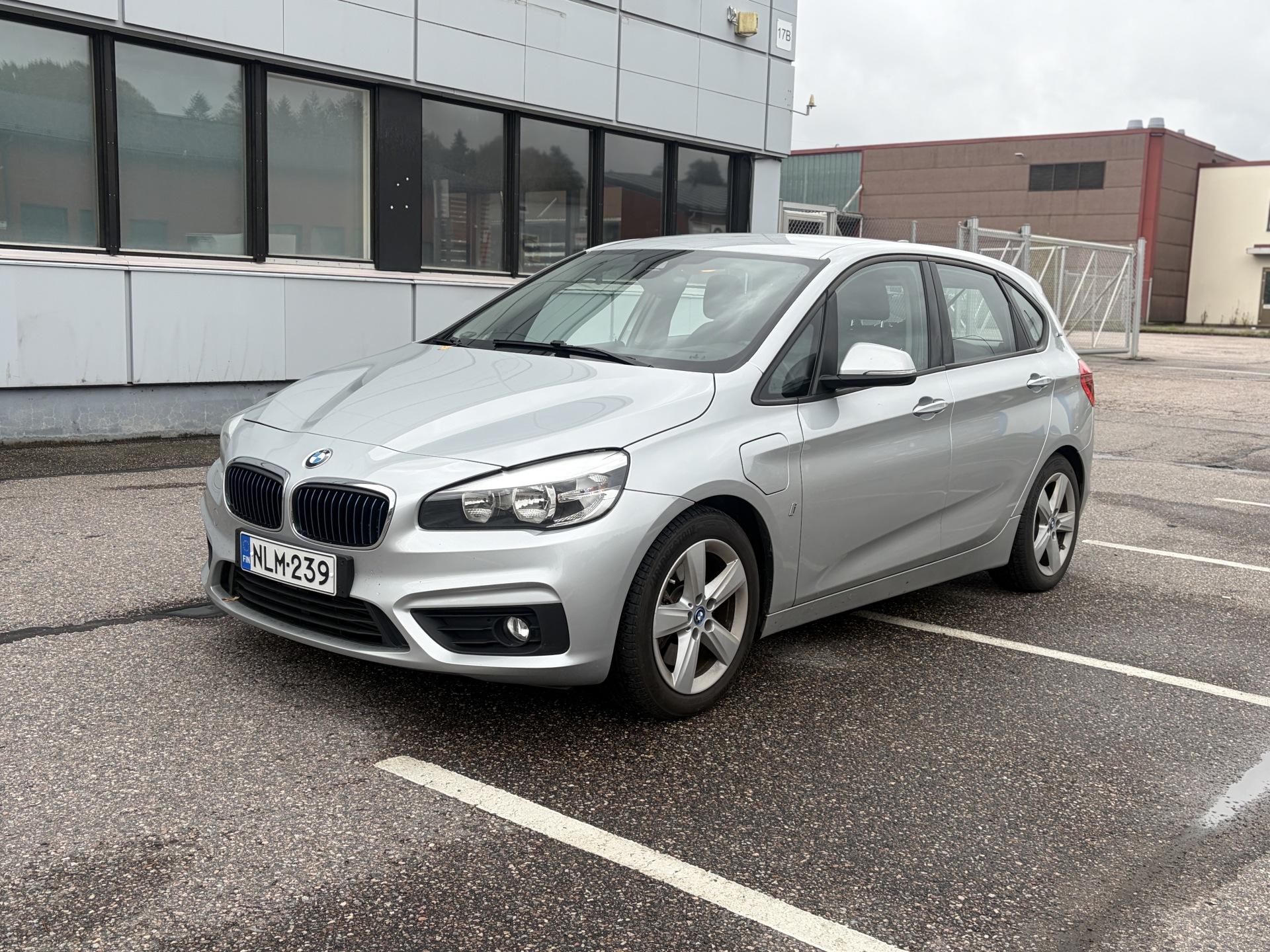 BMW 225 2017