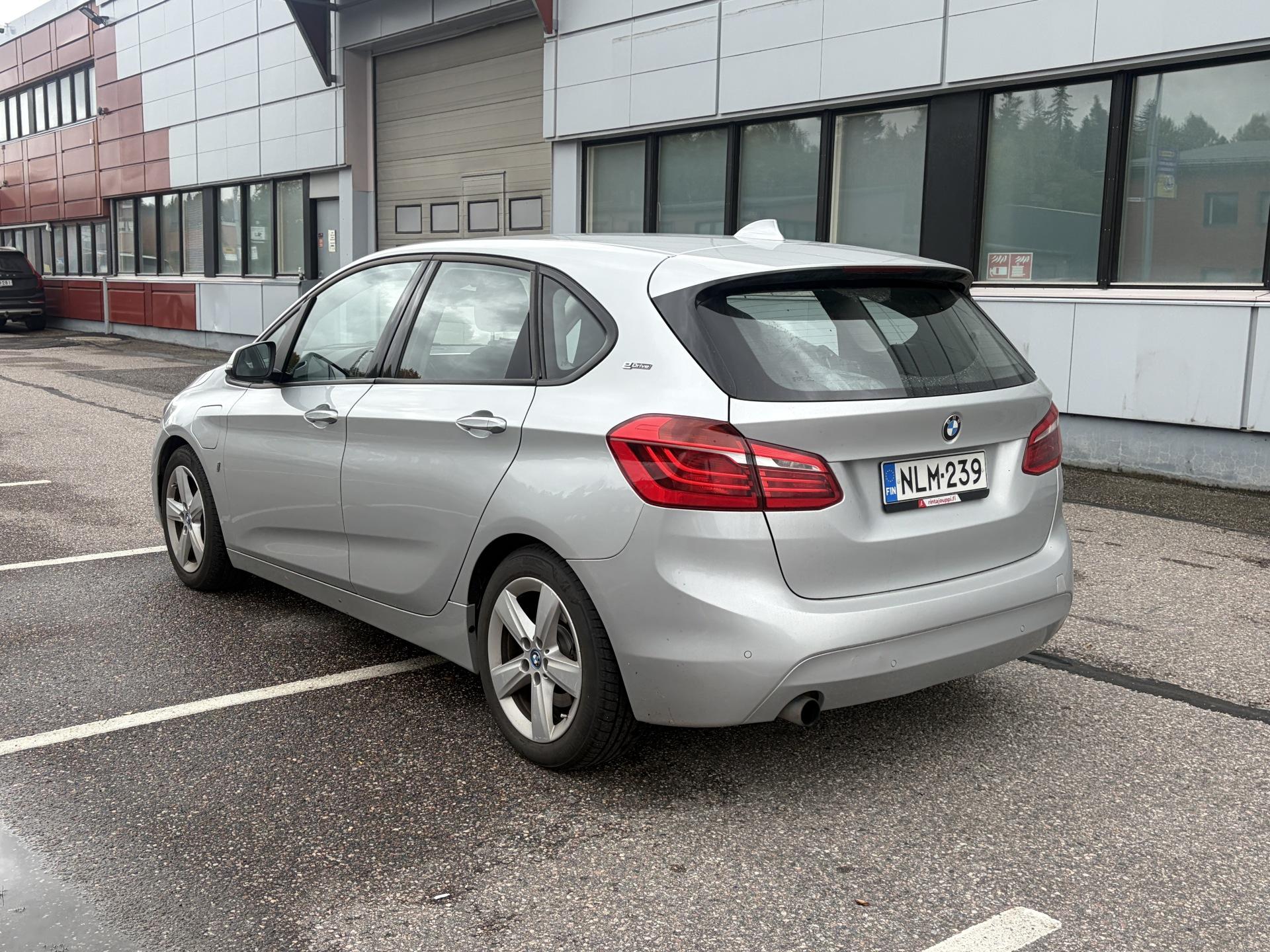 BMW 225 2017