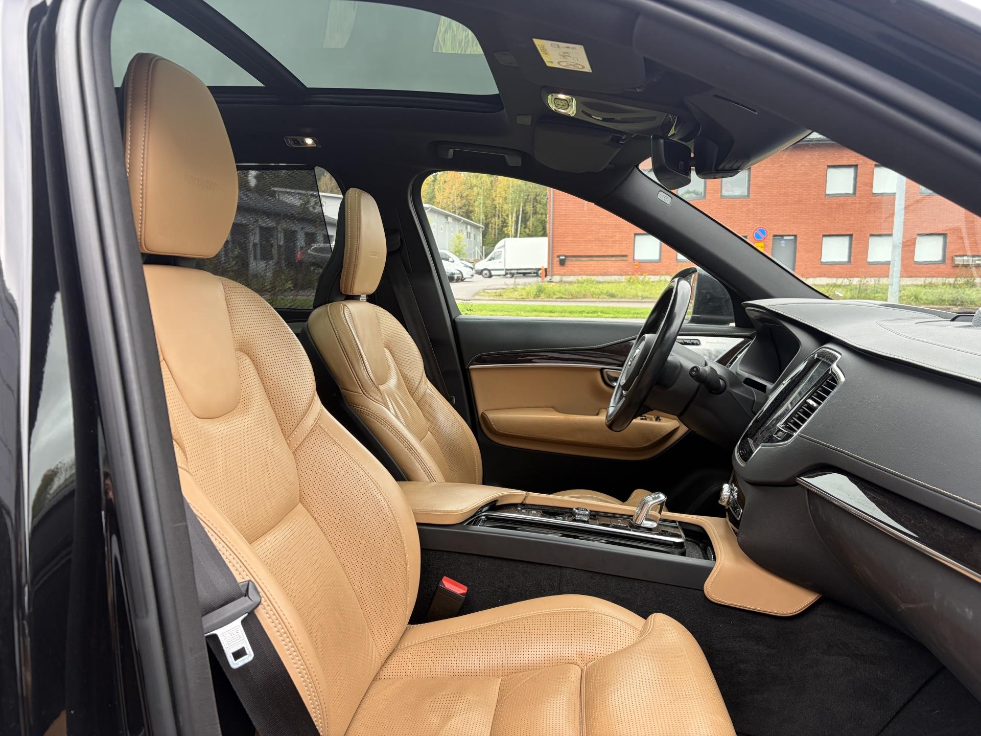 VOLVO XC90 2019