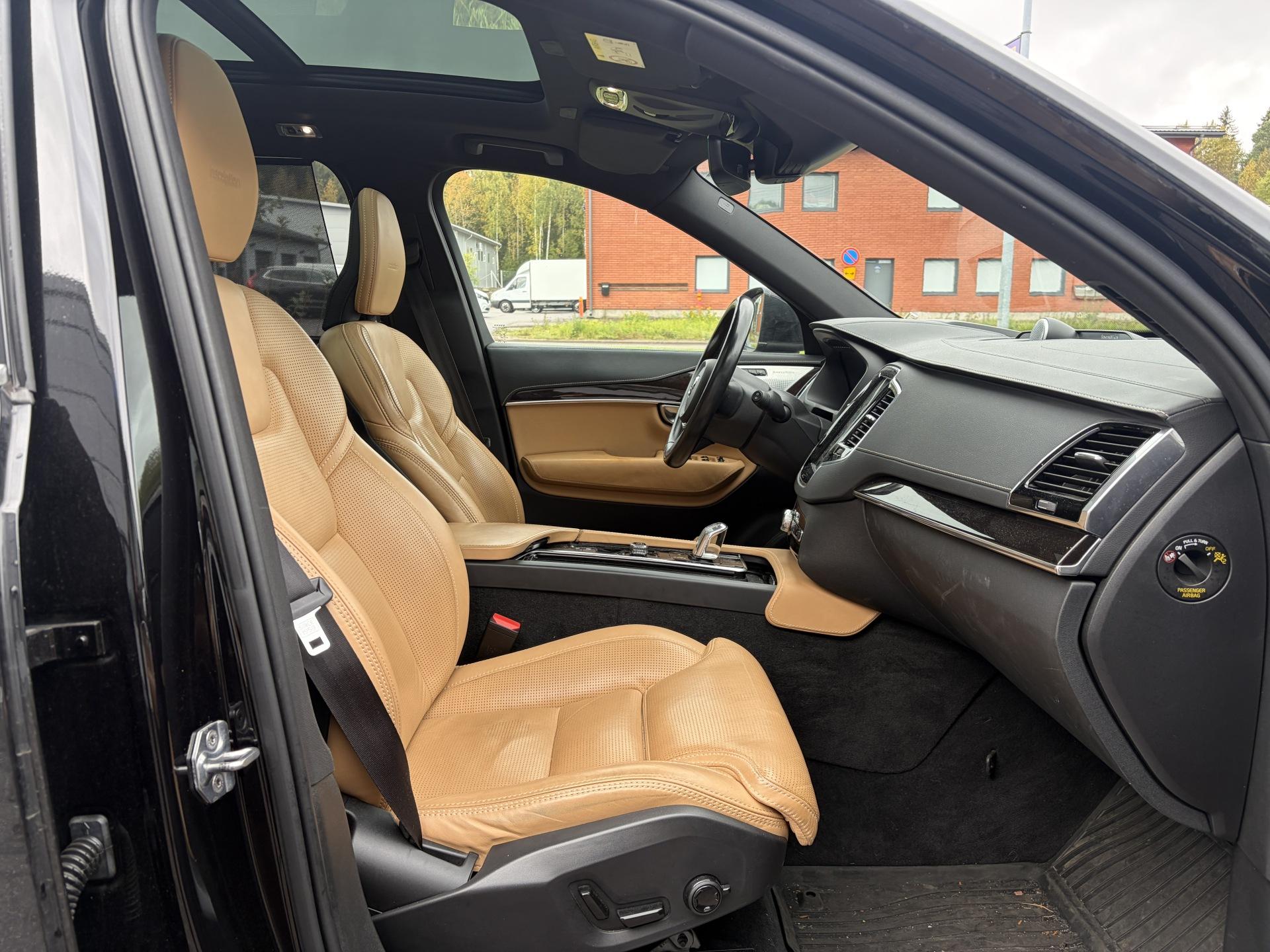 VOLVO XC90 2019