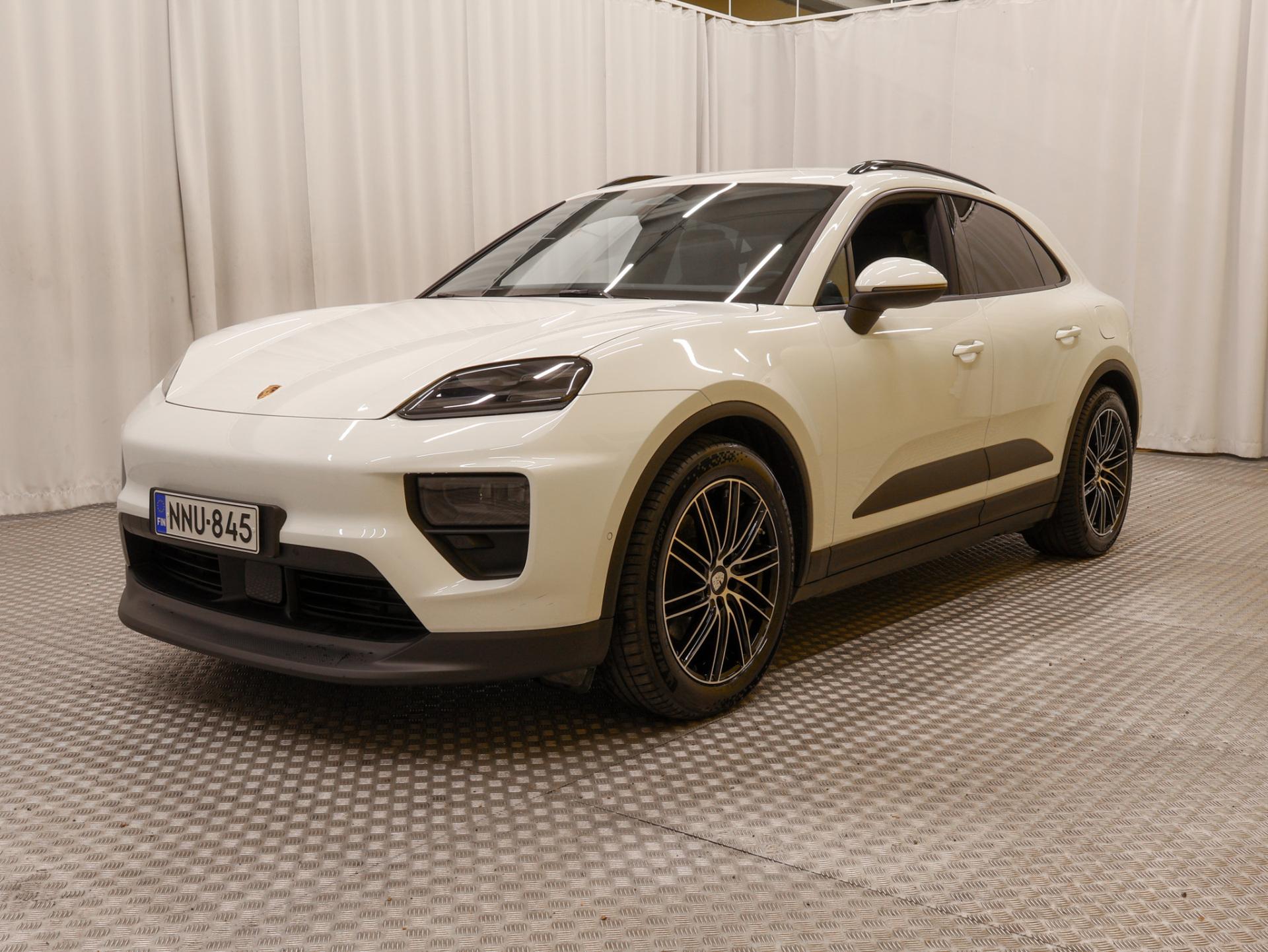 PORSCHE Macan 2024