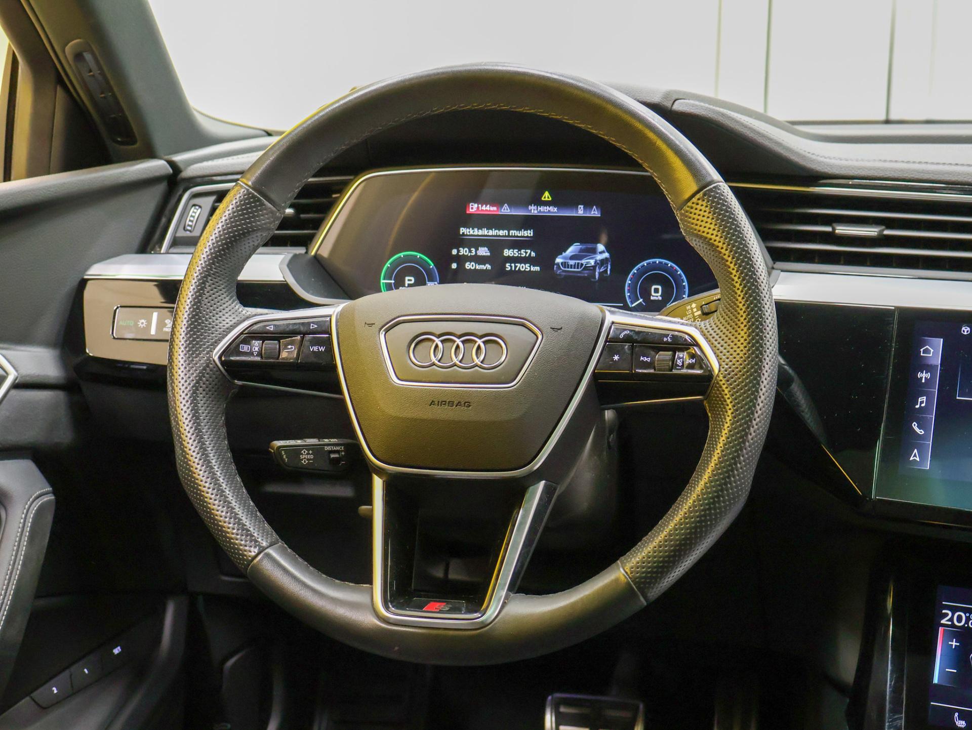 AUDI Q8 e-tron 2024
