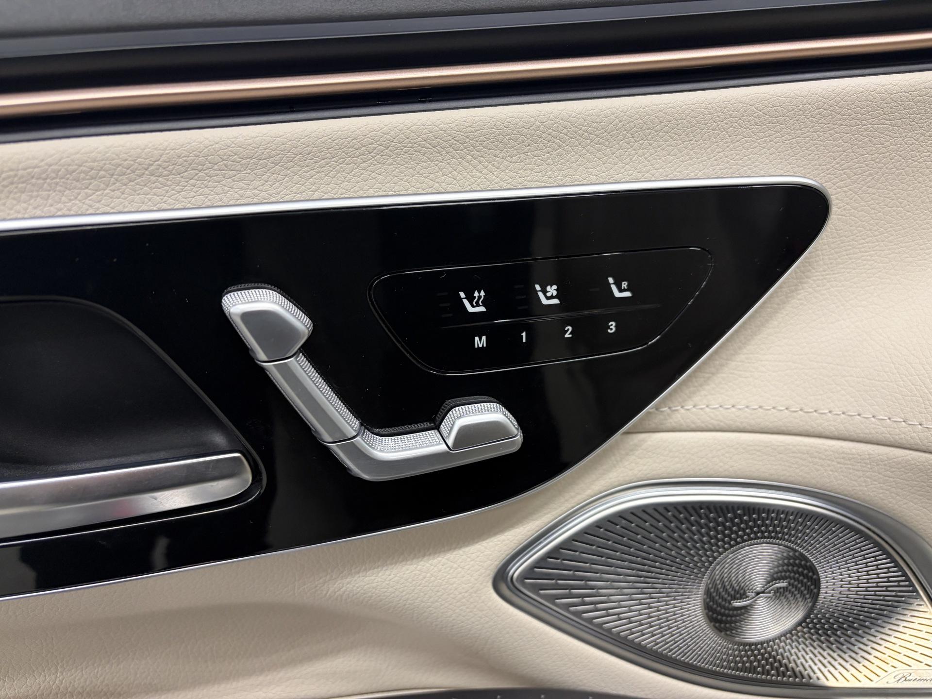 MERCEDES-BENZ EQS SUV 2023