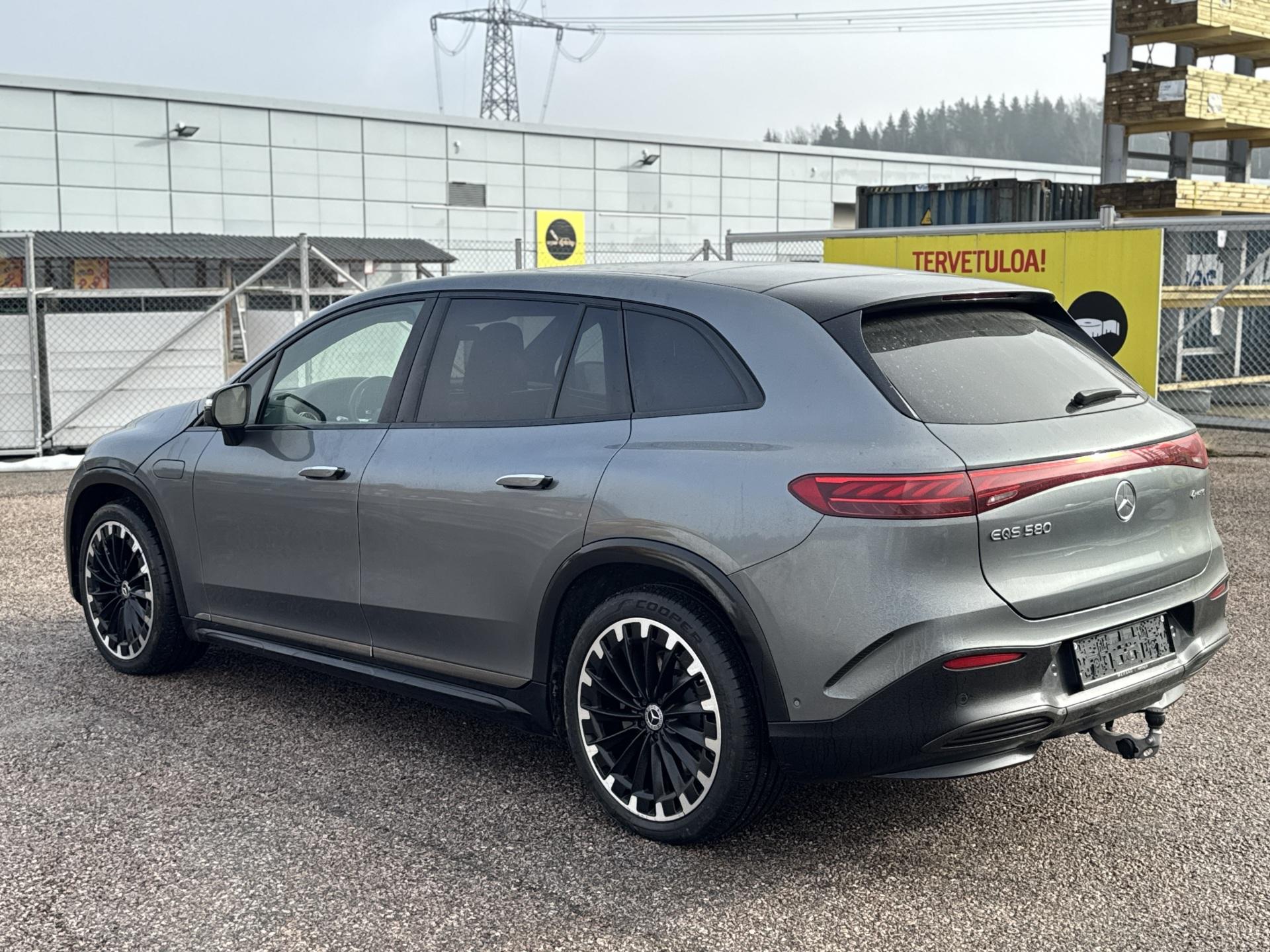 MERCEDES-BENZ EQS SUV 2023
