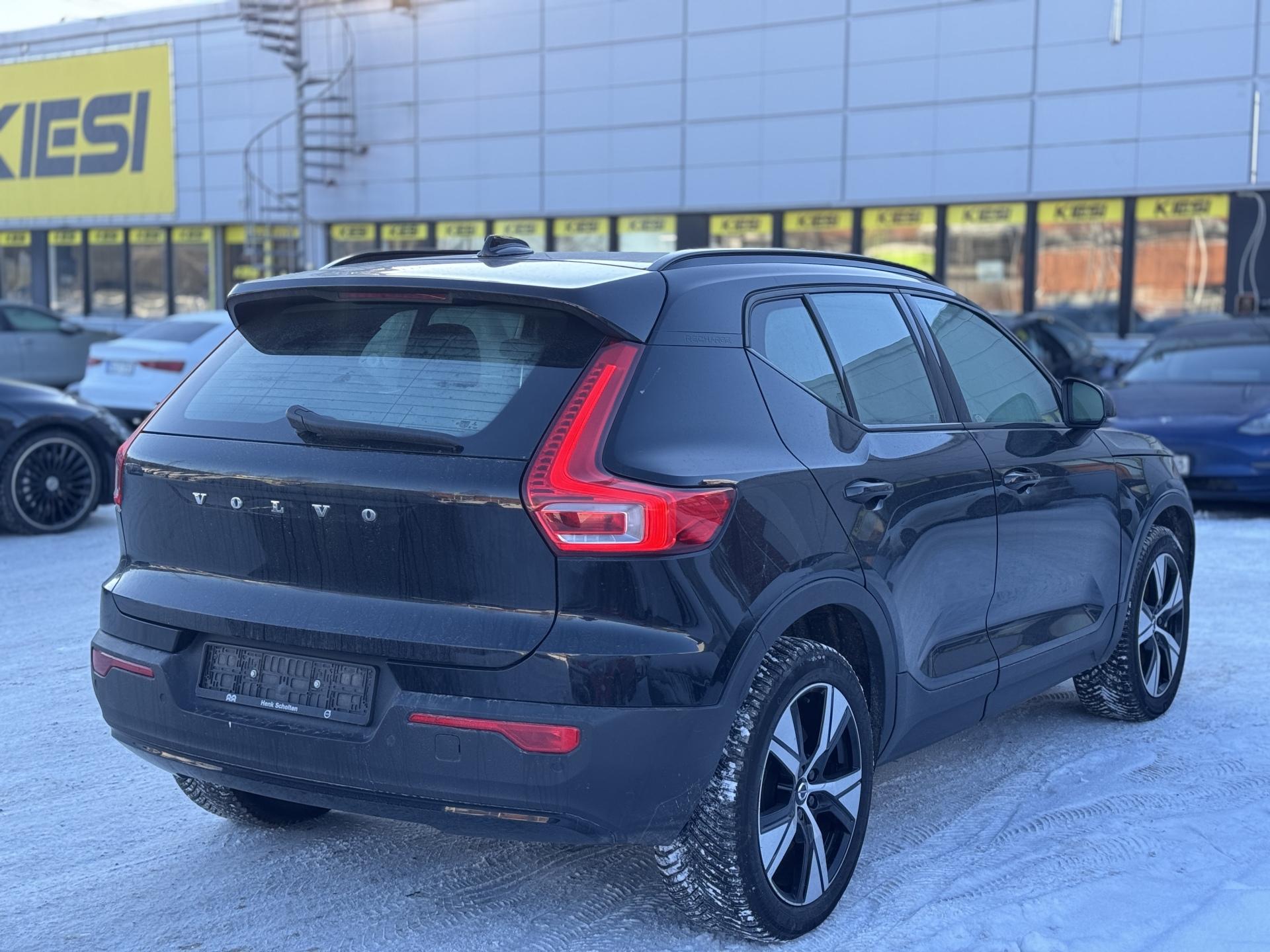 VOLVO XC40 2022