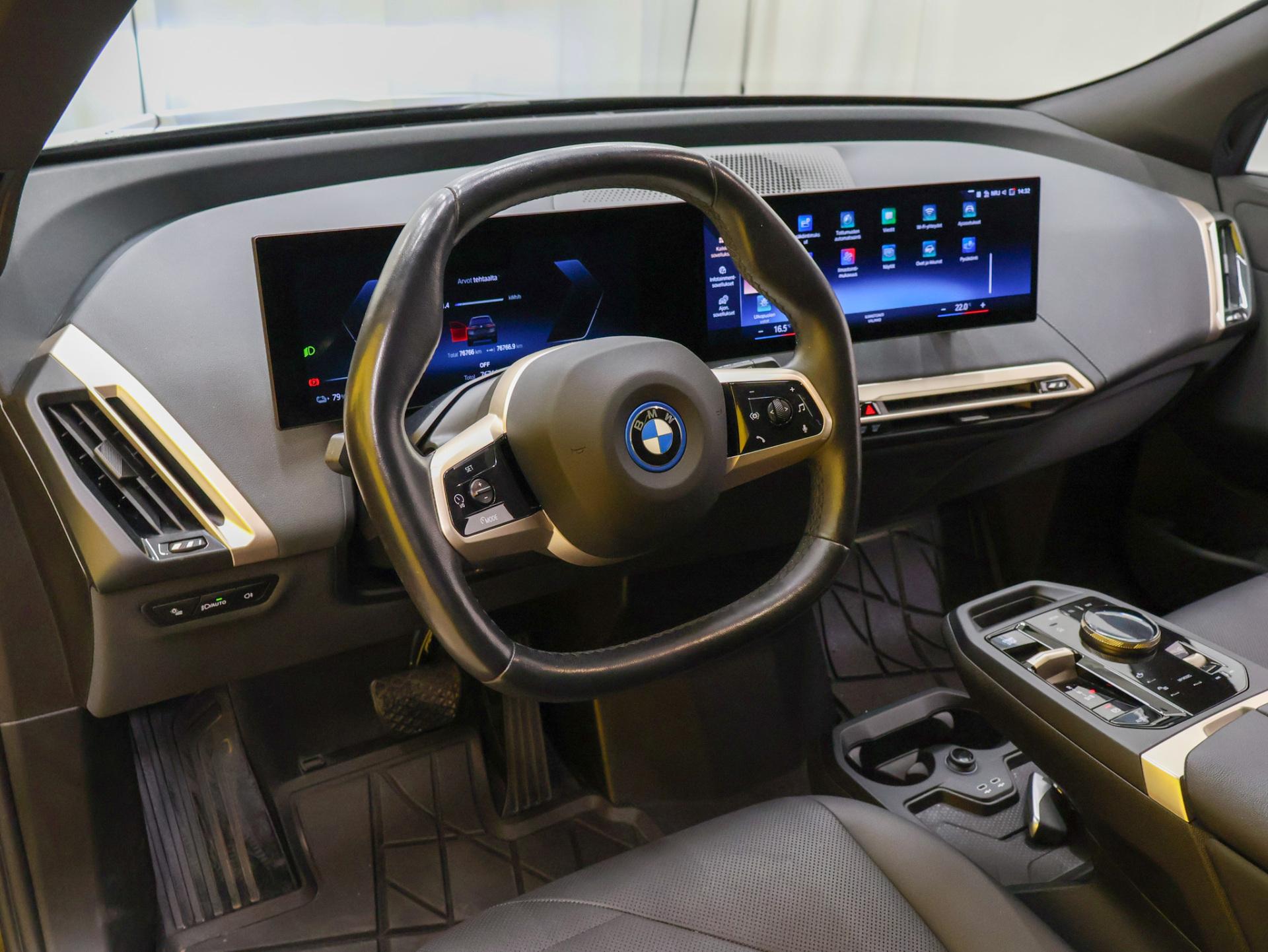 BMW iX 2023