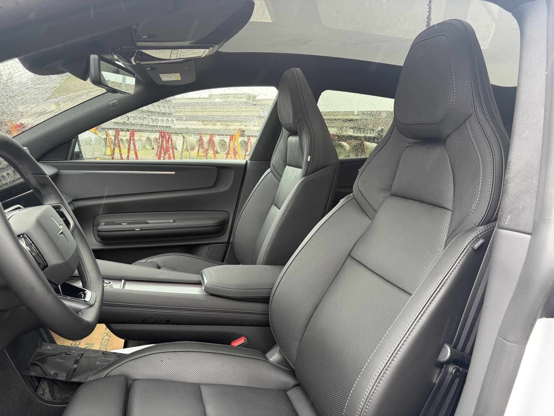 POLESTAR 4 2026