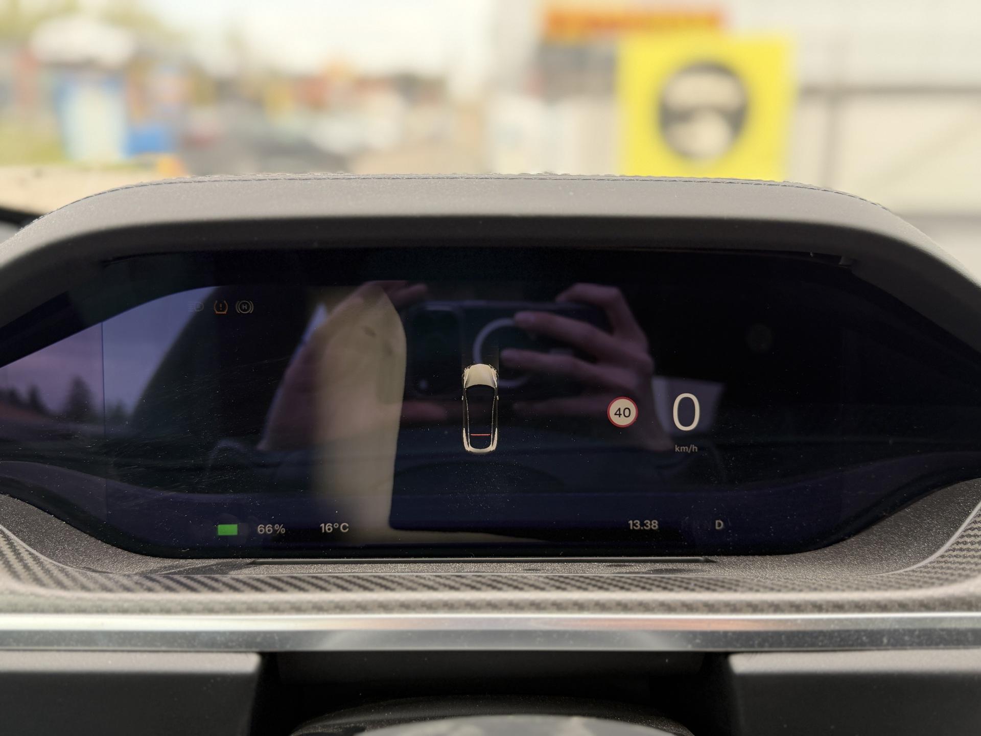TESLA Model S 2023