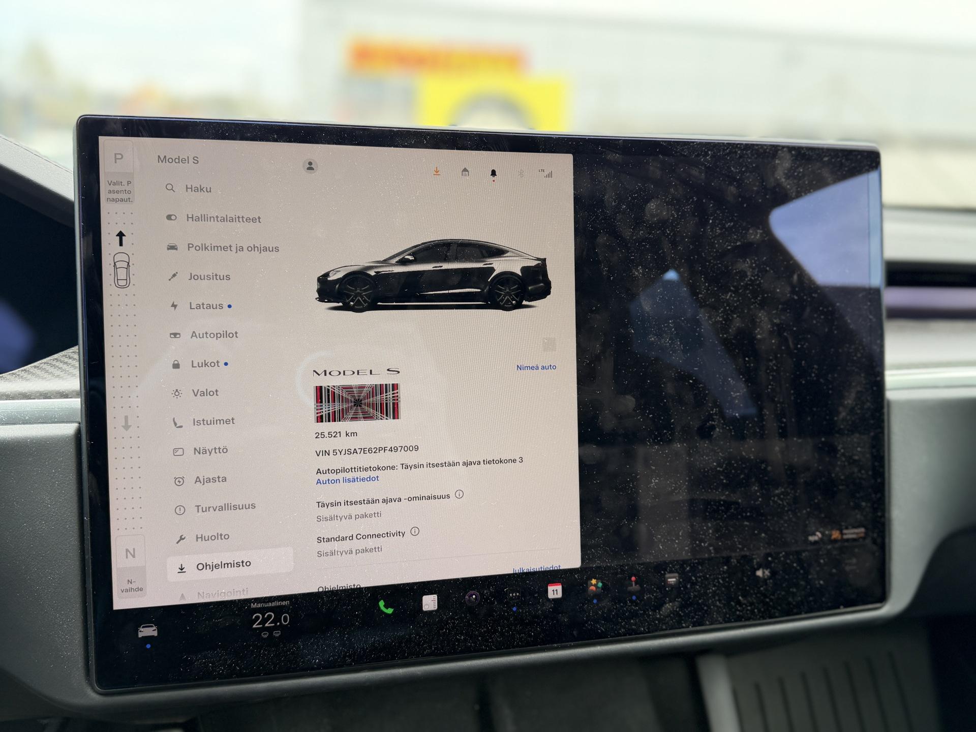 TESLA Model S 2023