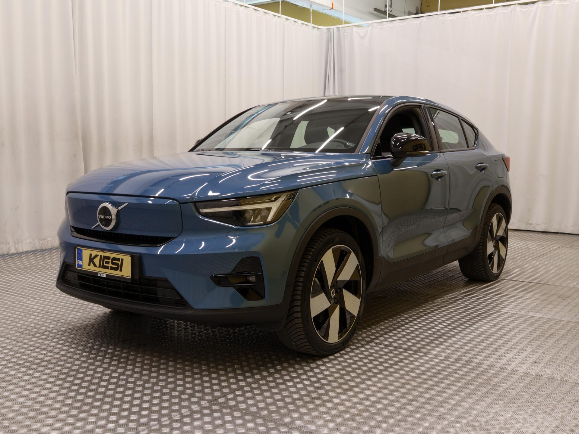 VOLVO C40 2023