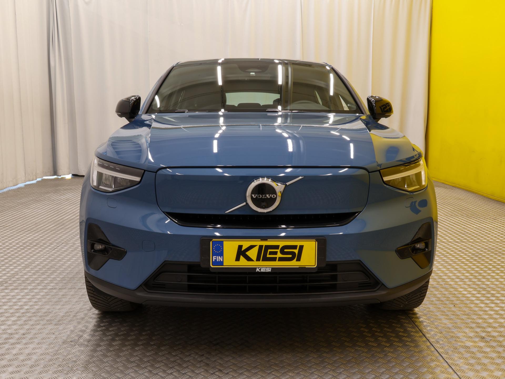 VOLVO C40 2023