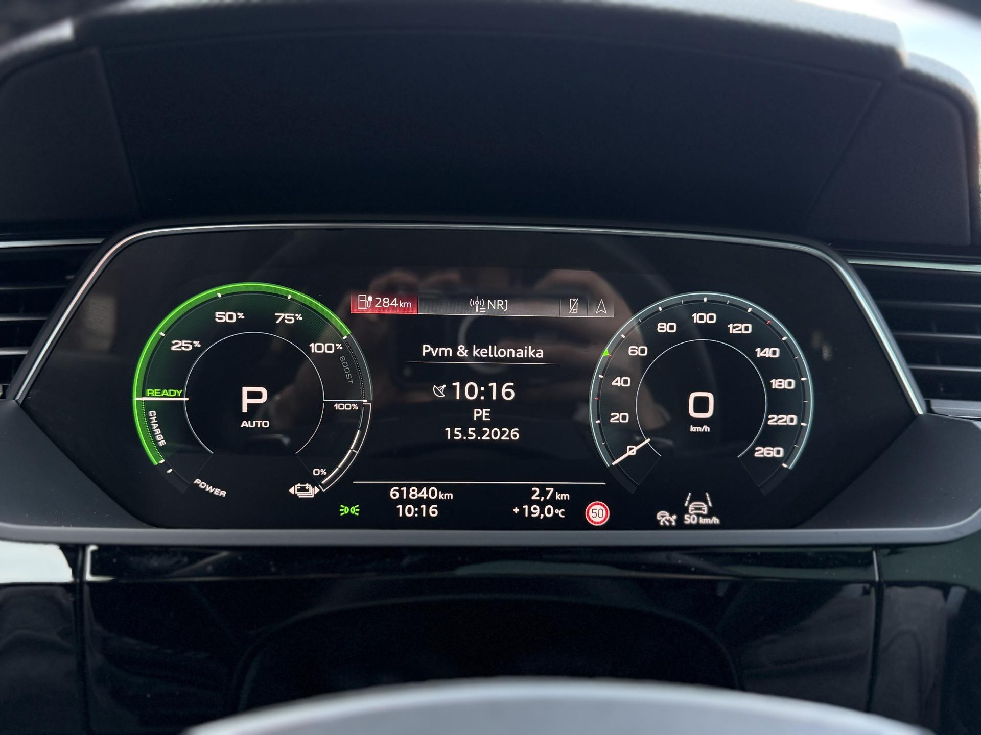 AUDI Q8 e-tron 2023