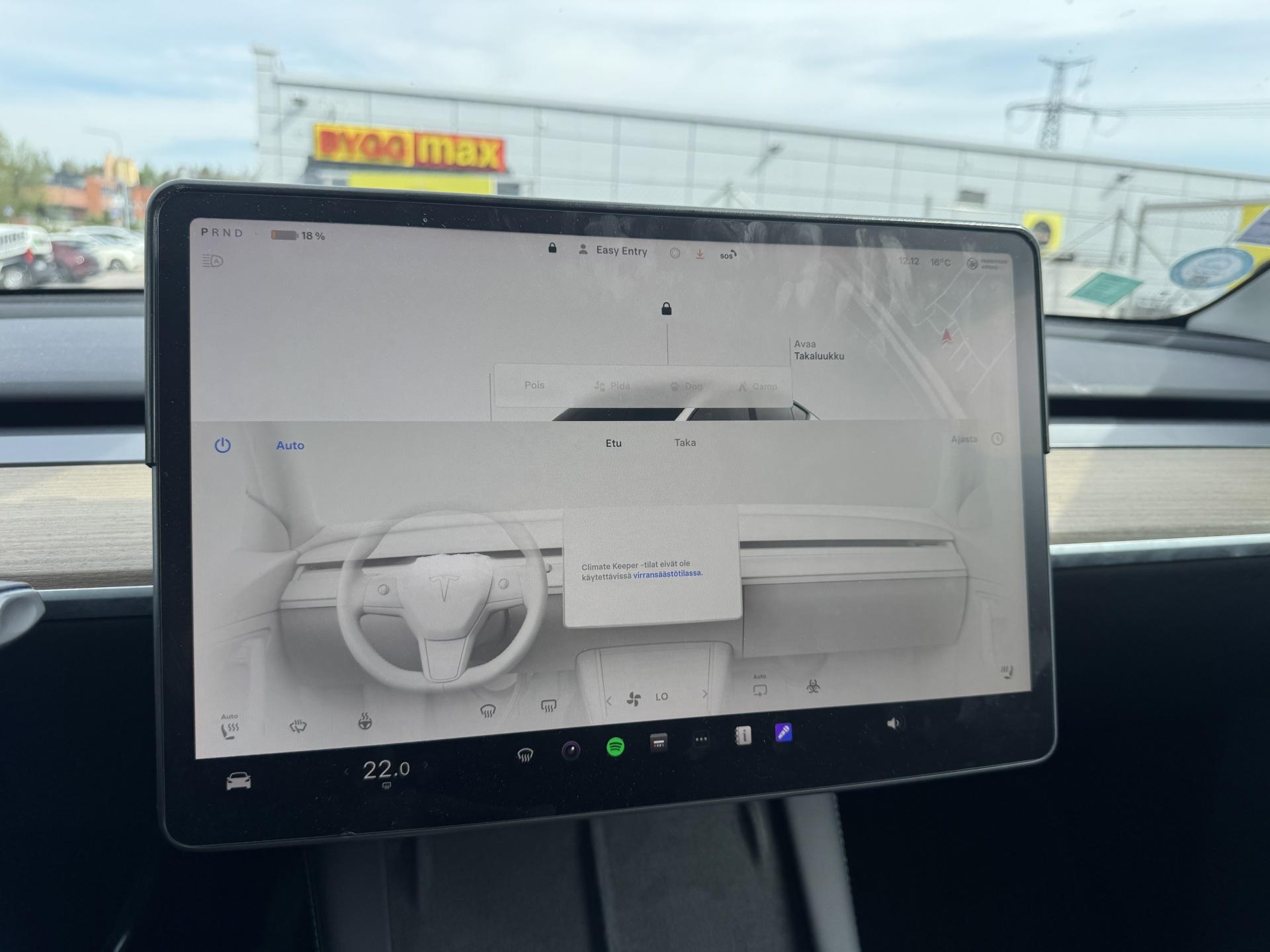 TESLA Model Y 2022
