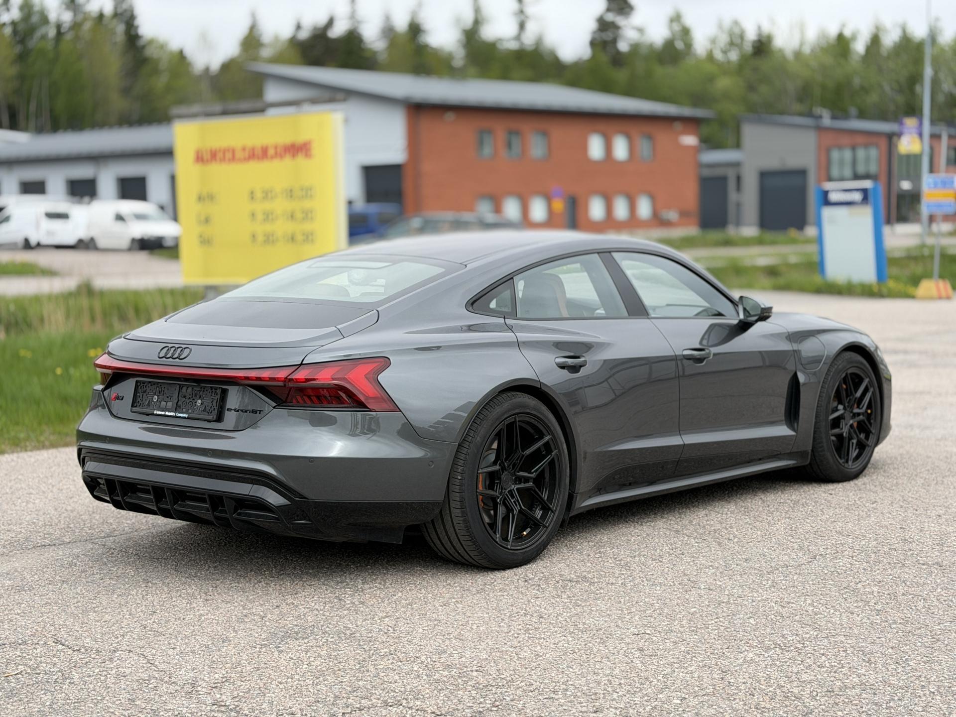 AUDI e-tron GT 2022