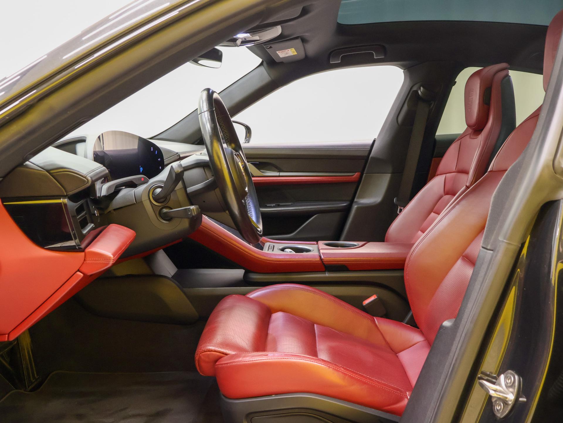 PORSCHE Taycan 2020