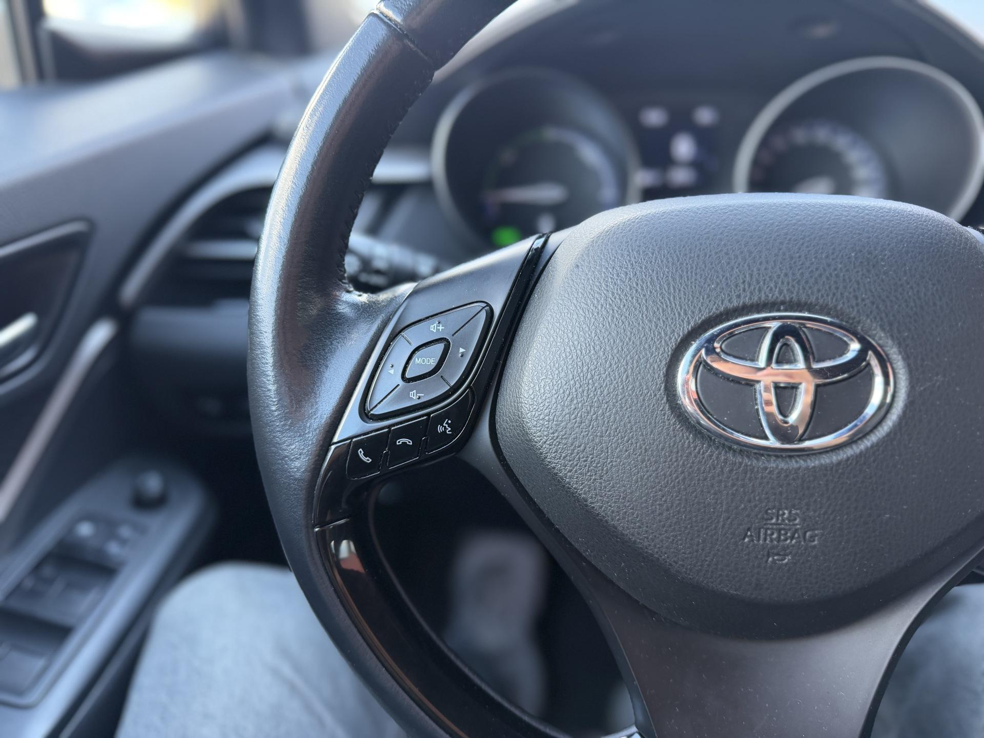 TOYOTA C-HR 2022
