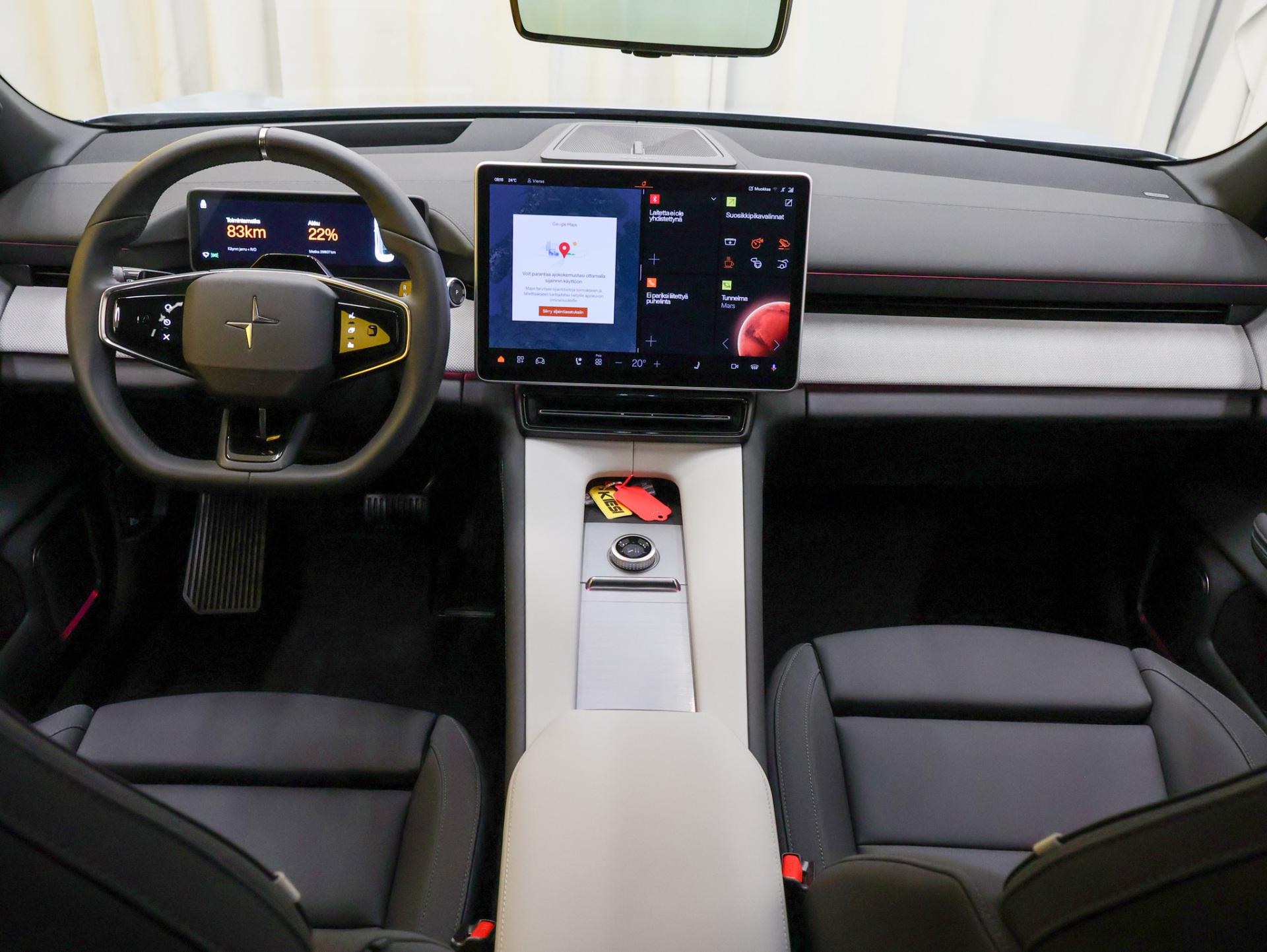POLESTAR 4 2025