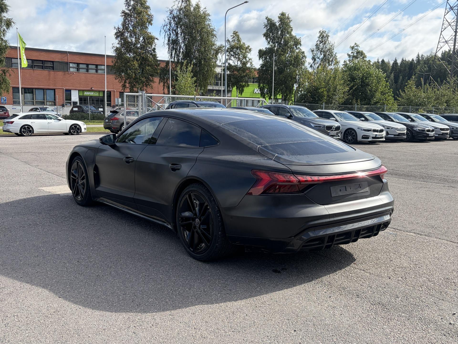 AUDI e-tron GT RS 2022