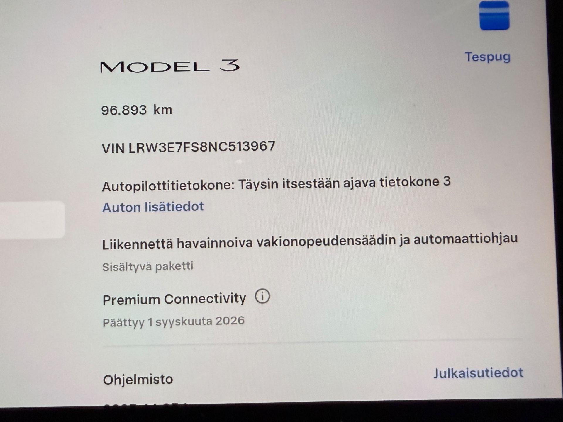 TESLA Model 3 2022