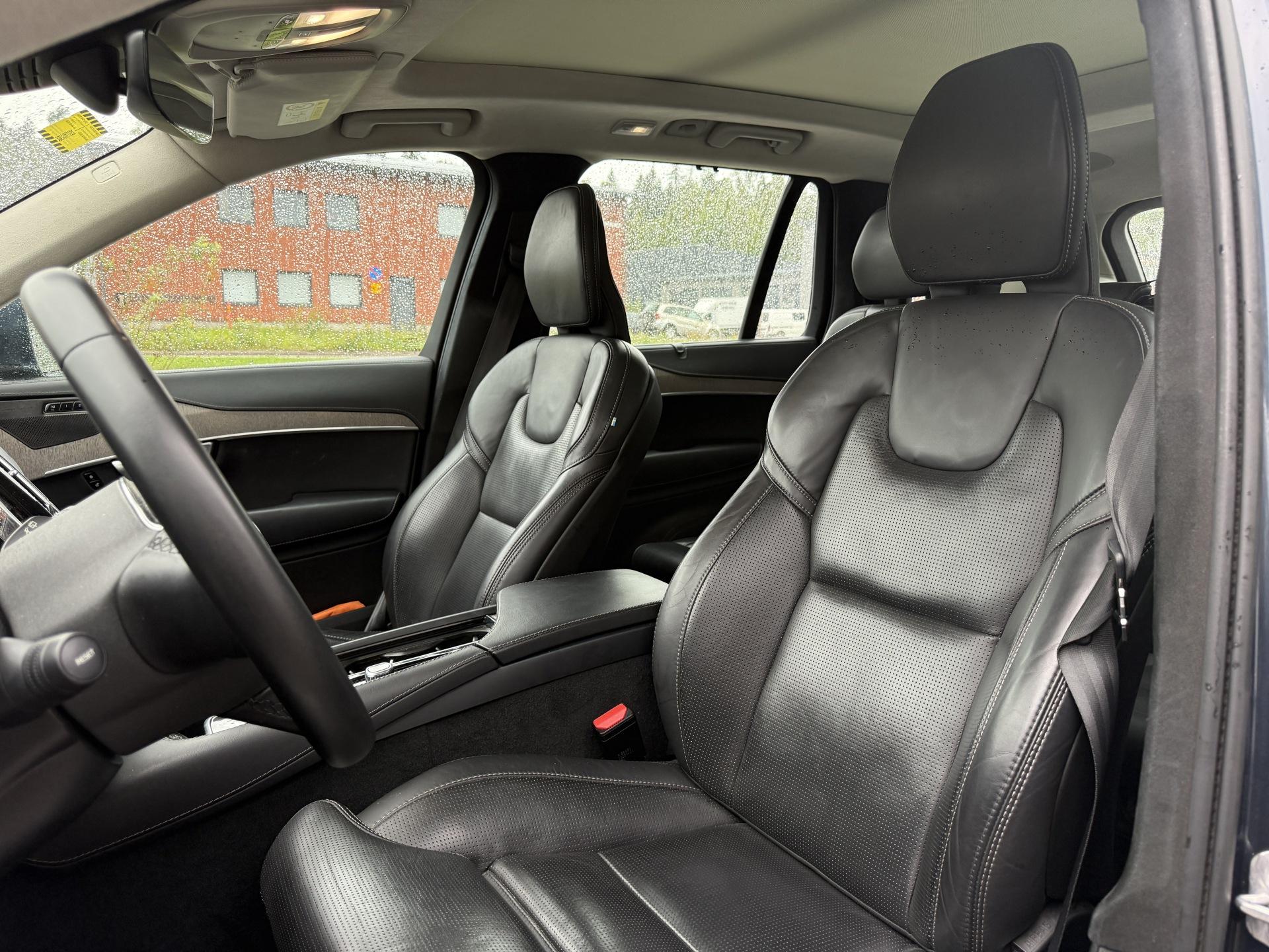 VOLVO XC90 2024