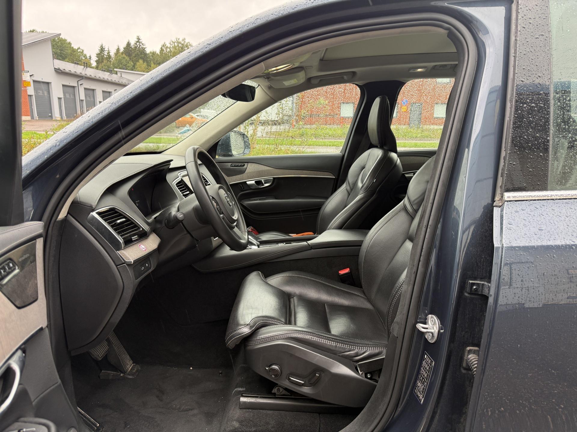 VOLVO XC90 2024