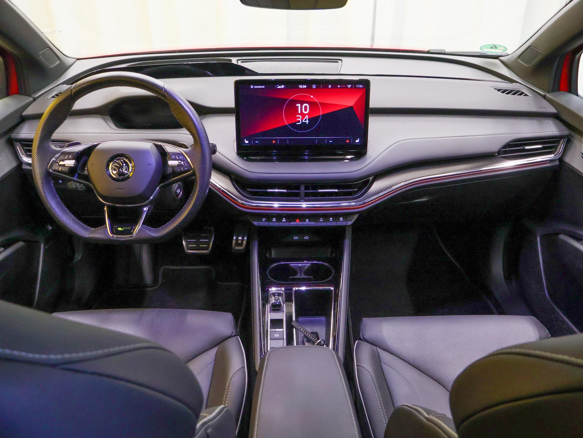 SKODA Enyaq 2023