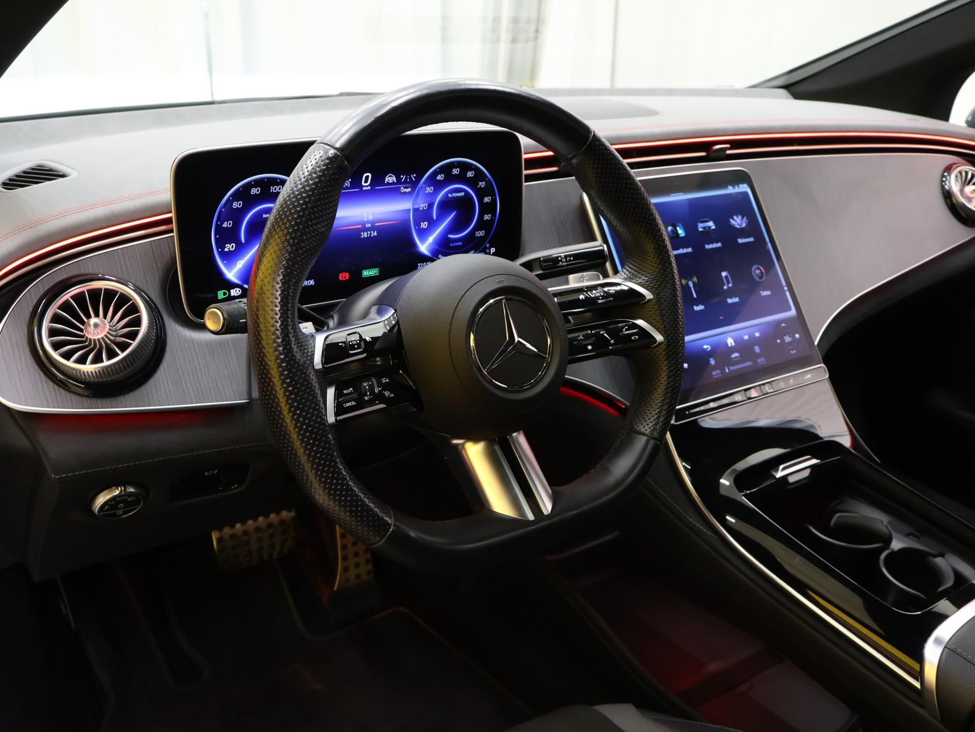 MERCEDES-BENZ EQE 2023