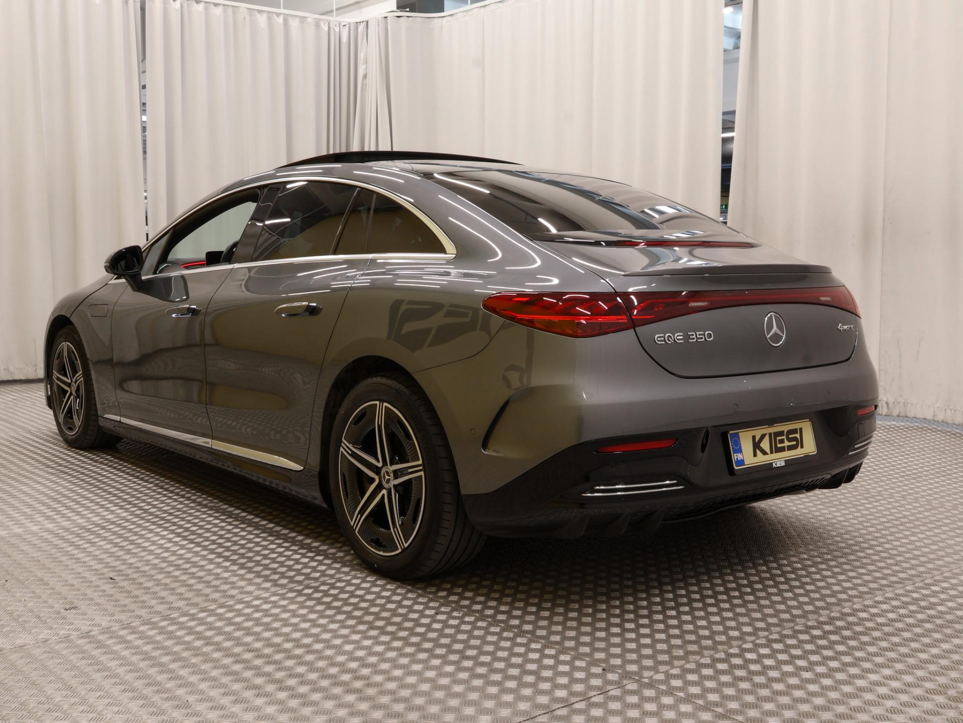 MERCEDES-BENZ EQE 2023