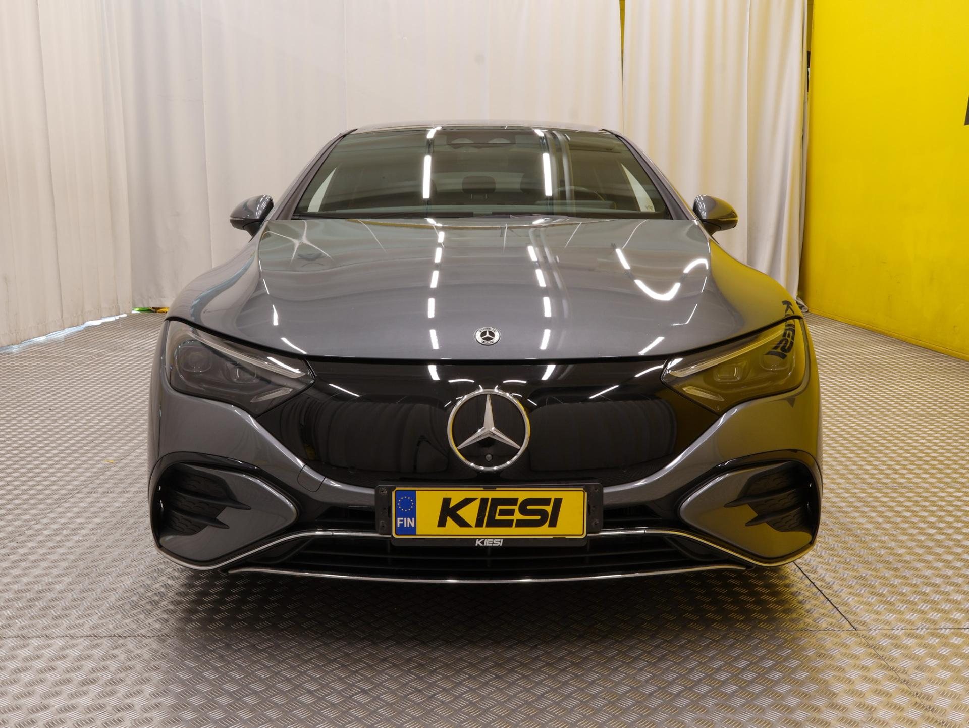 MERCEDES-BENZ EQE 2023