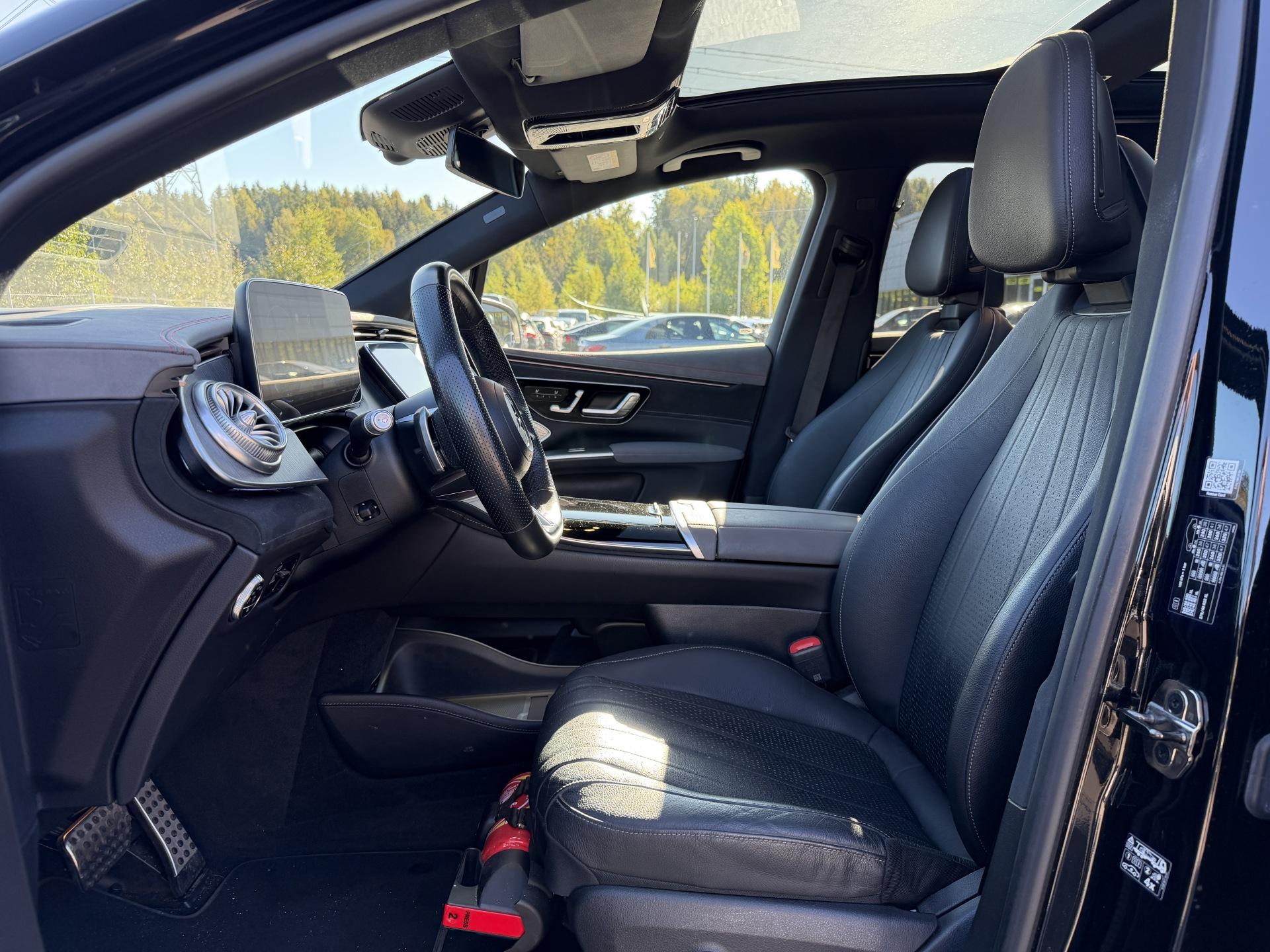 MERCEDES-BENZ EQS SUV 2023