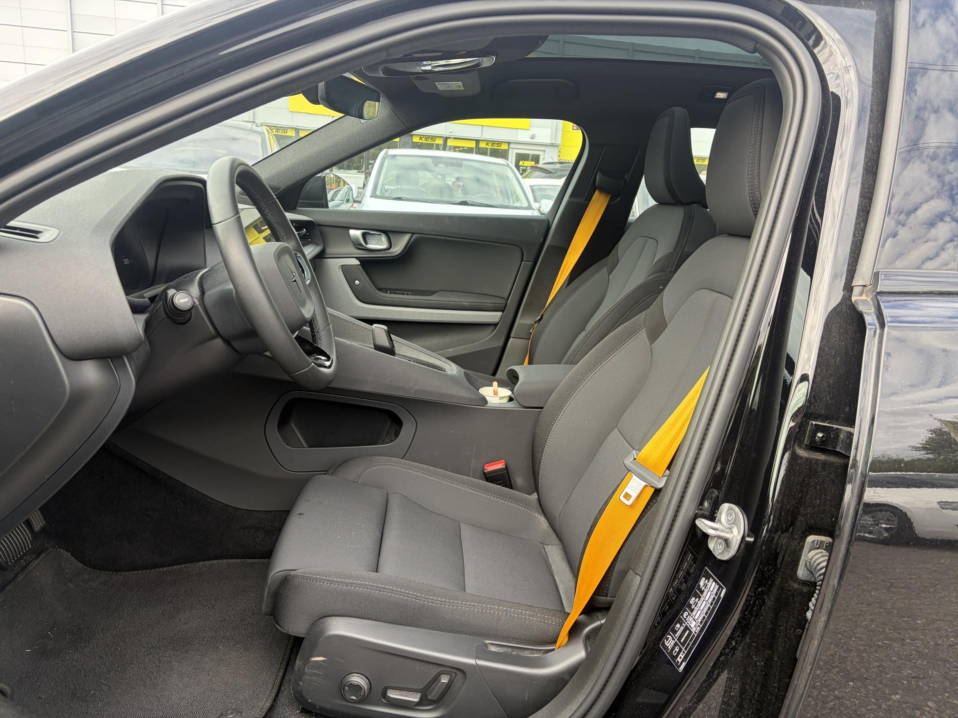 POLESTAR 2 2024