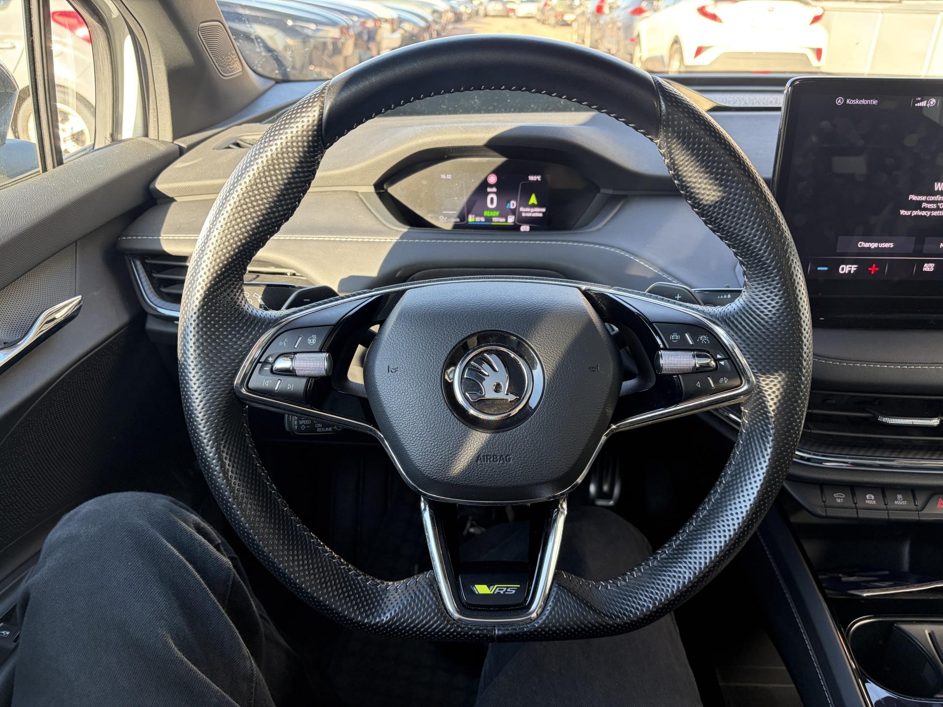 SKODA Enyaq 2023