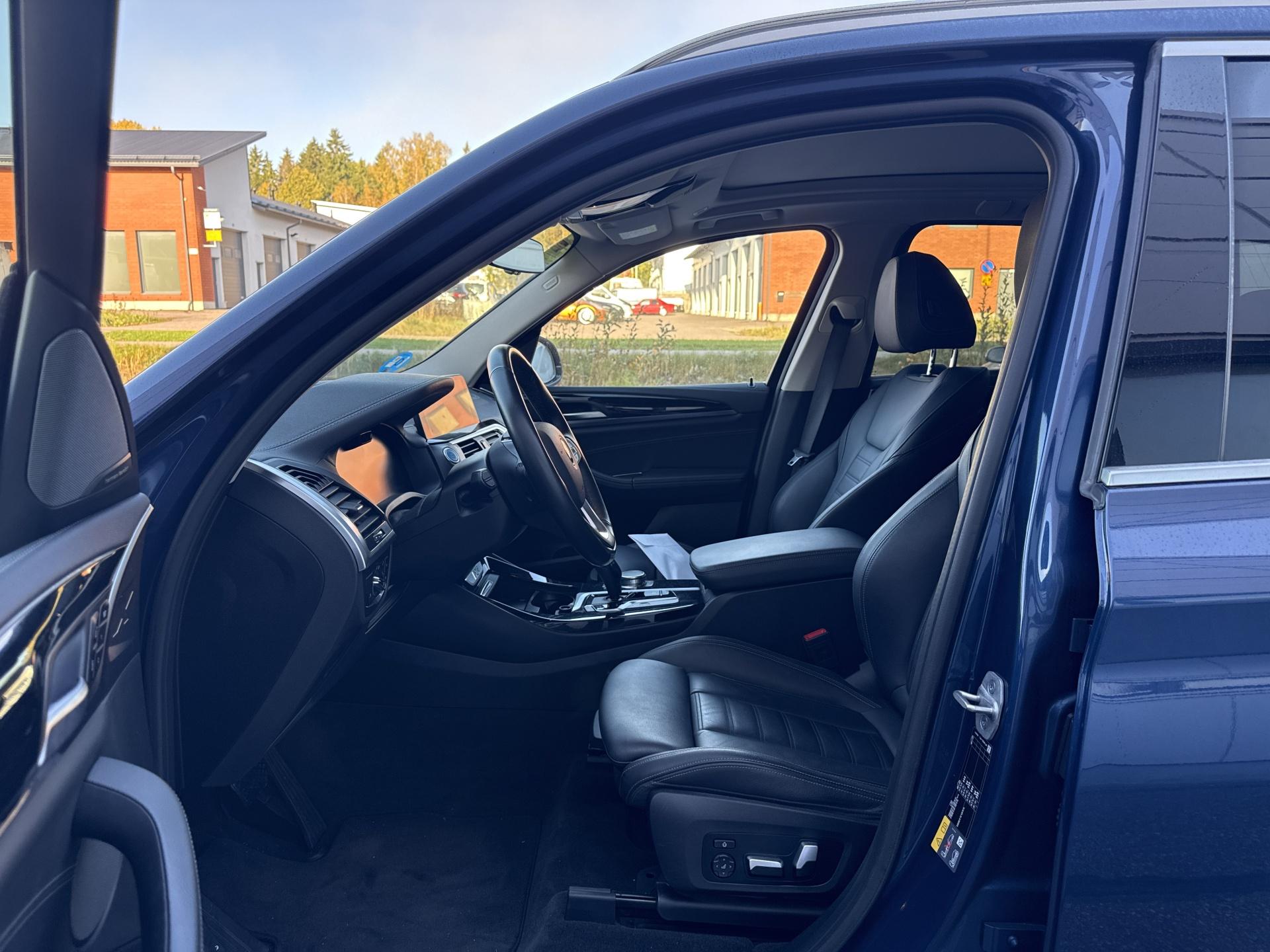 BMW iX3 2021