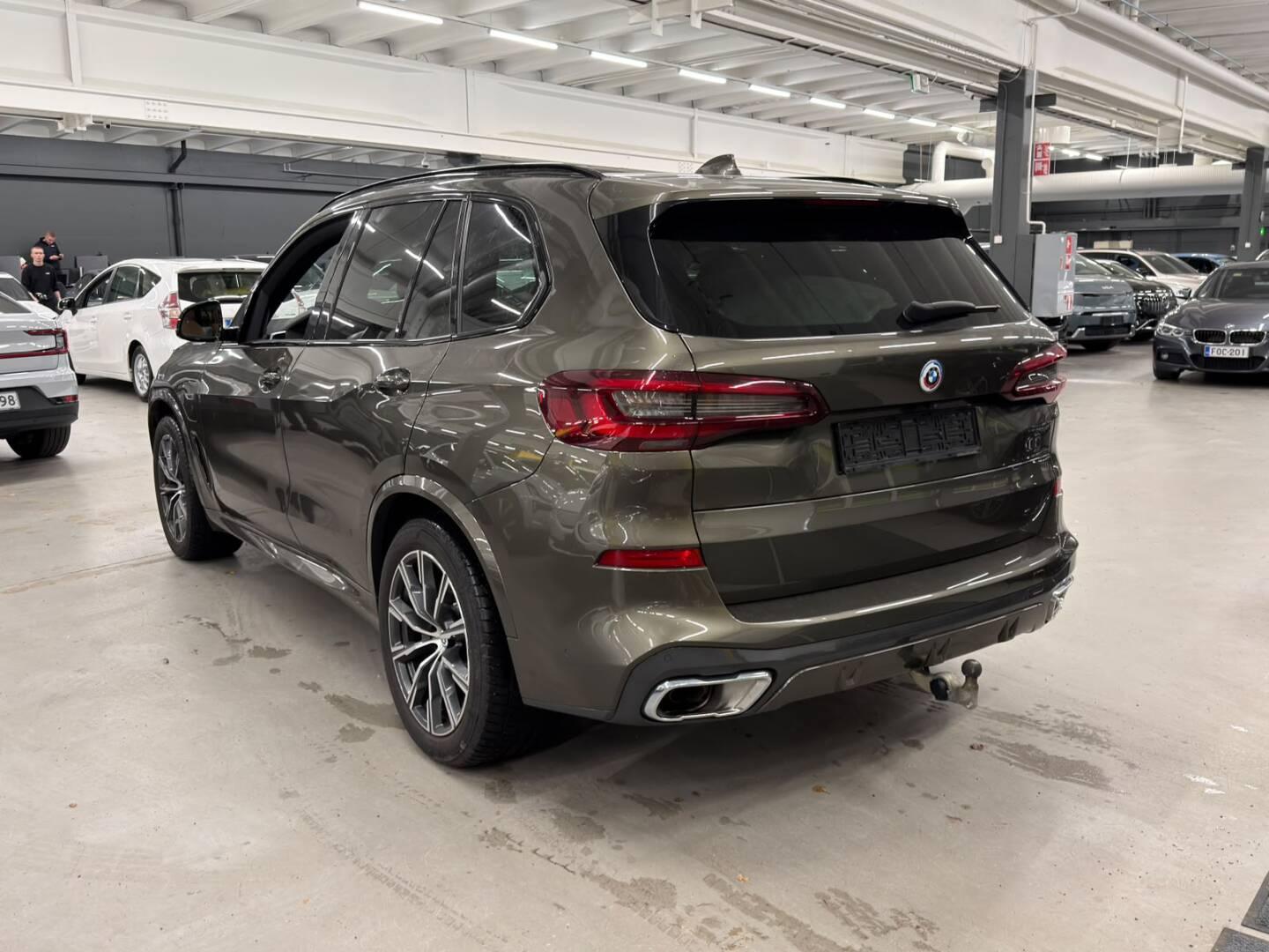 BMW X5 2023